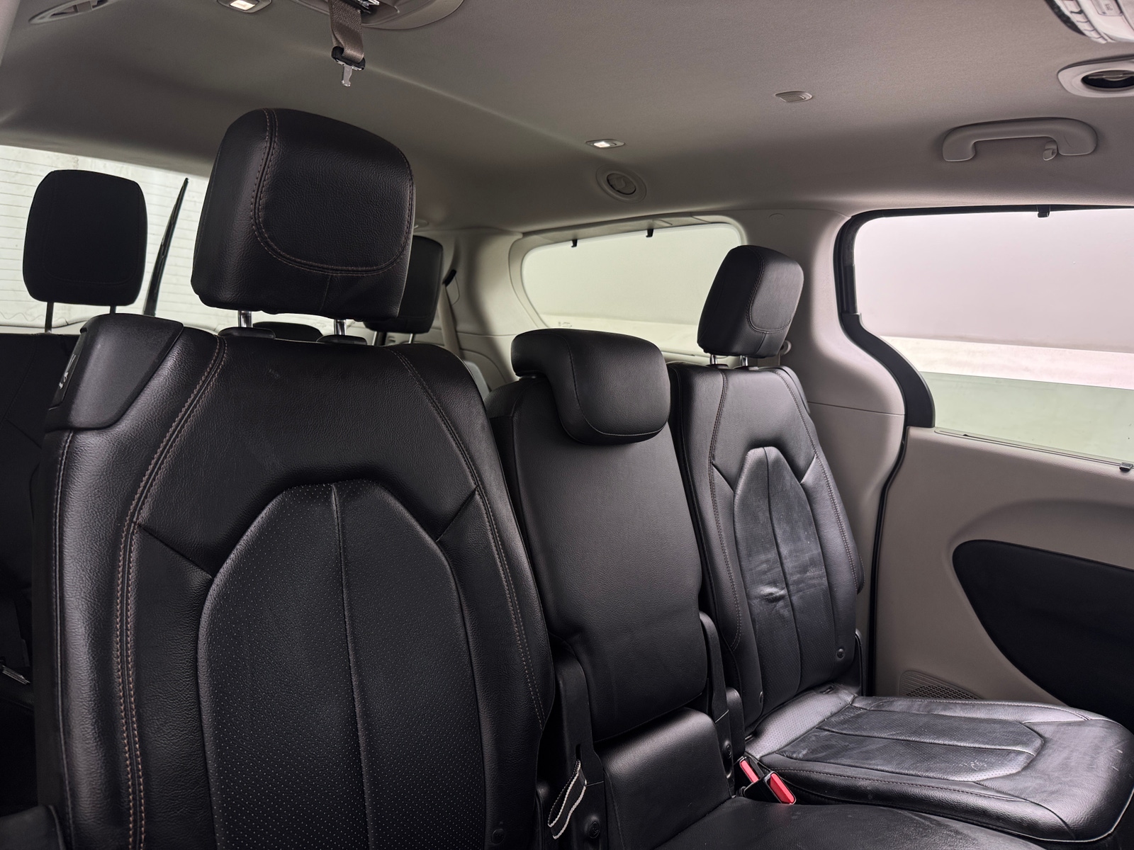 Thumbnail: 2019 Chrysler Pacifica - 5
