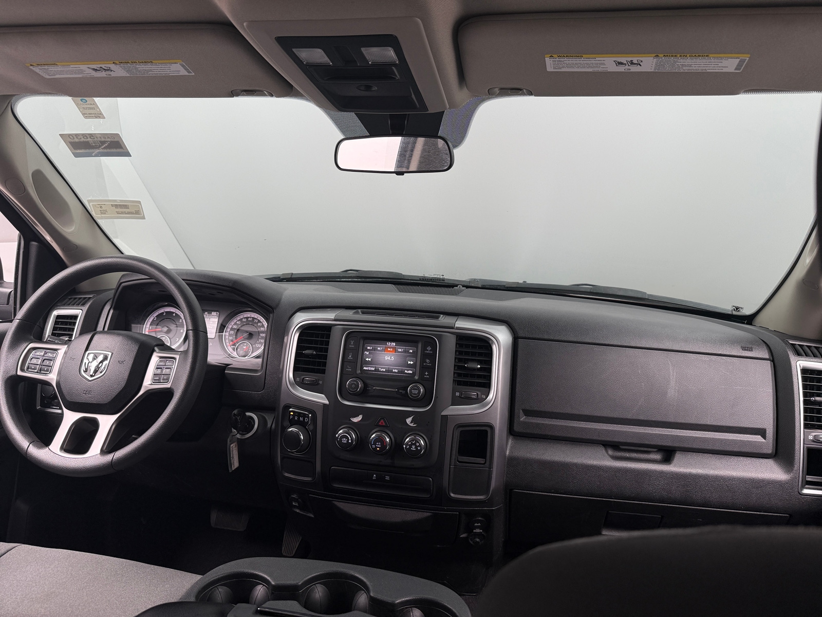 Thumbnail: 2024 RAM 1500 Classic - 3