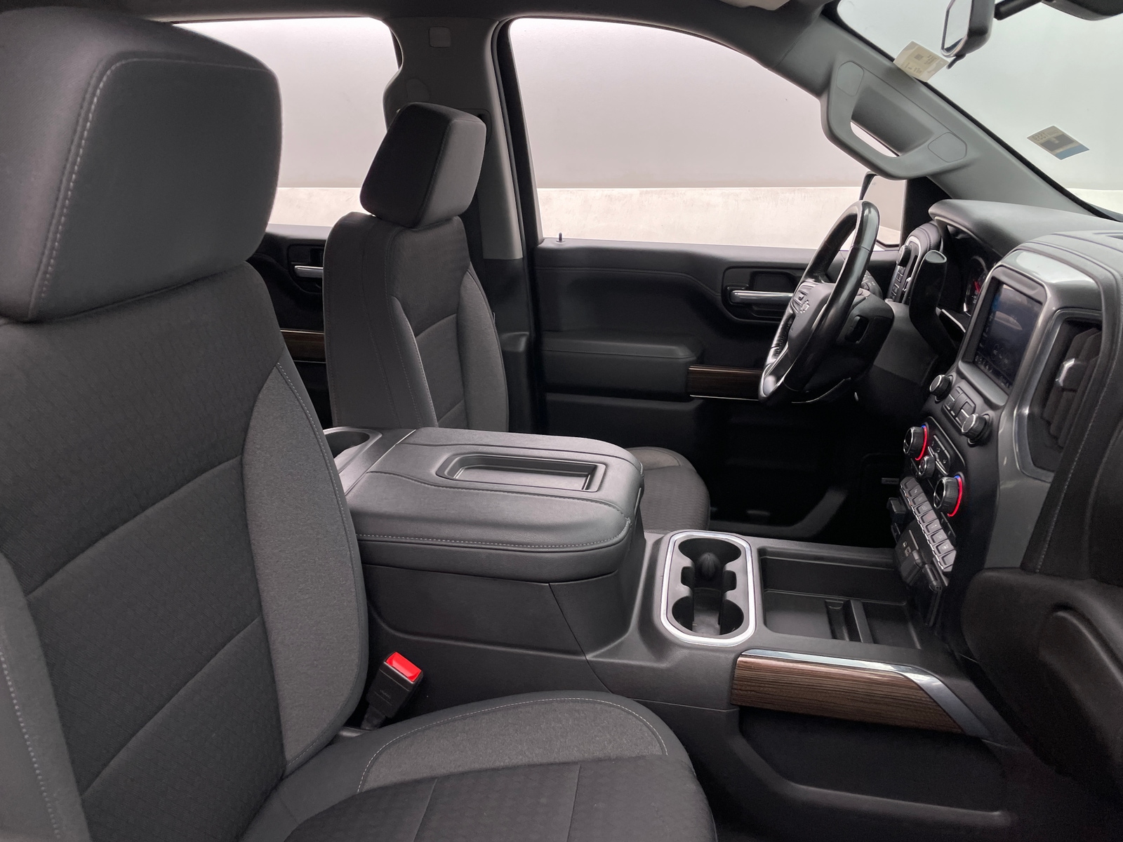 Thumbnail: 2021 Chevrolet Silverado 1500 - 2