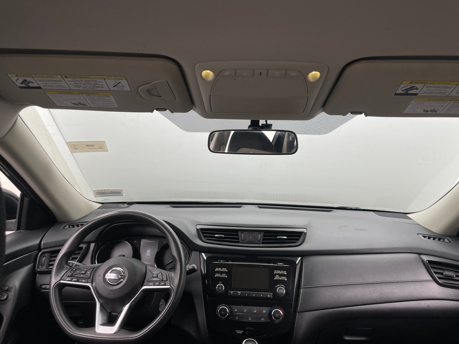 Thumbnail: 2017 Nissan Rogue - 3