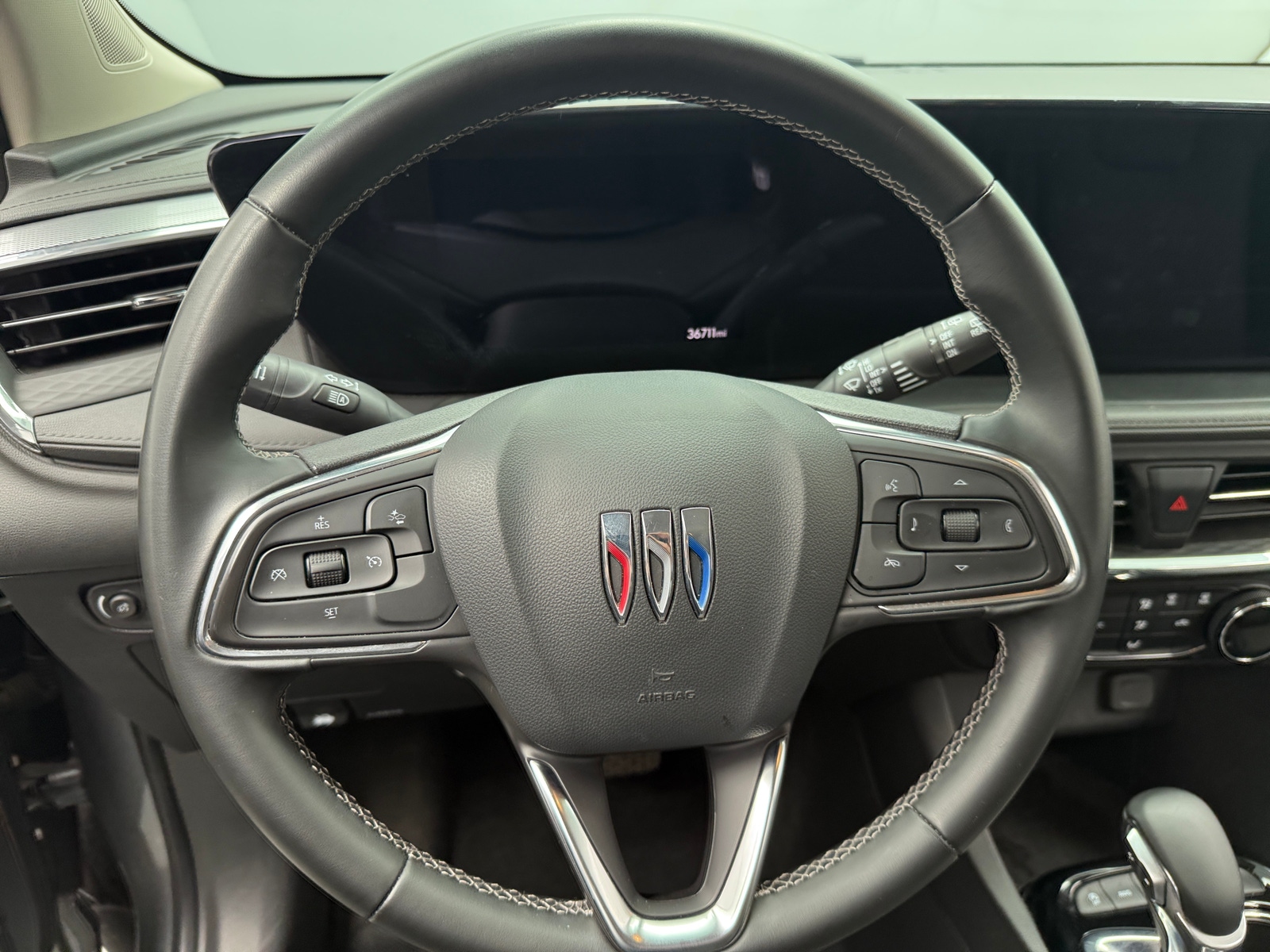 Thumbnail: 2025 Buick Encore GX - 4