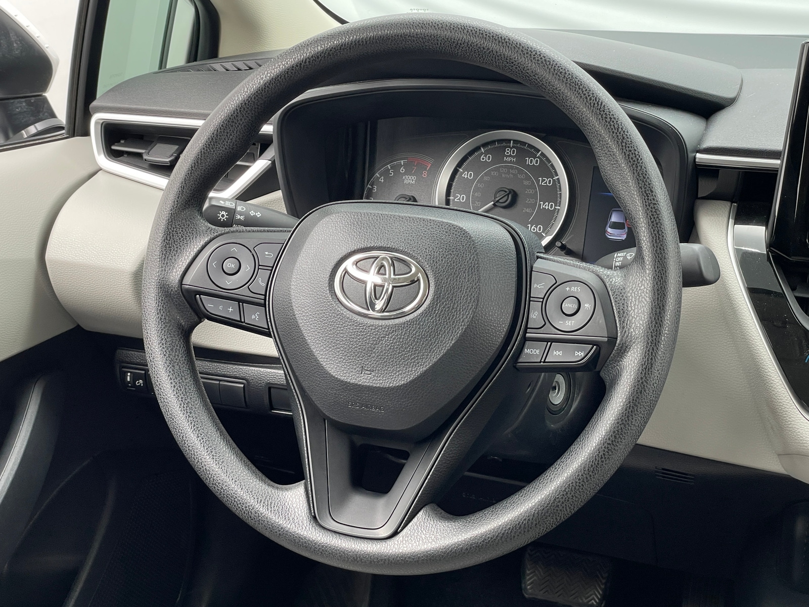 Thumbnail: 2022 Toyota Corolla - 5