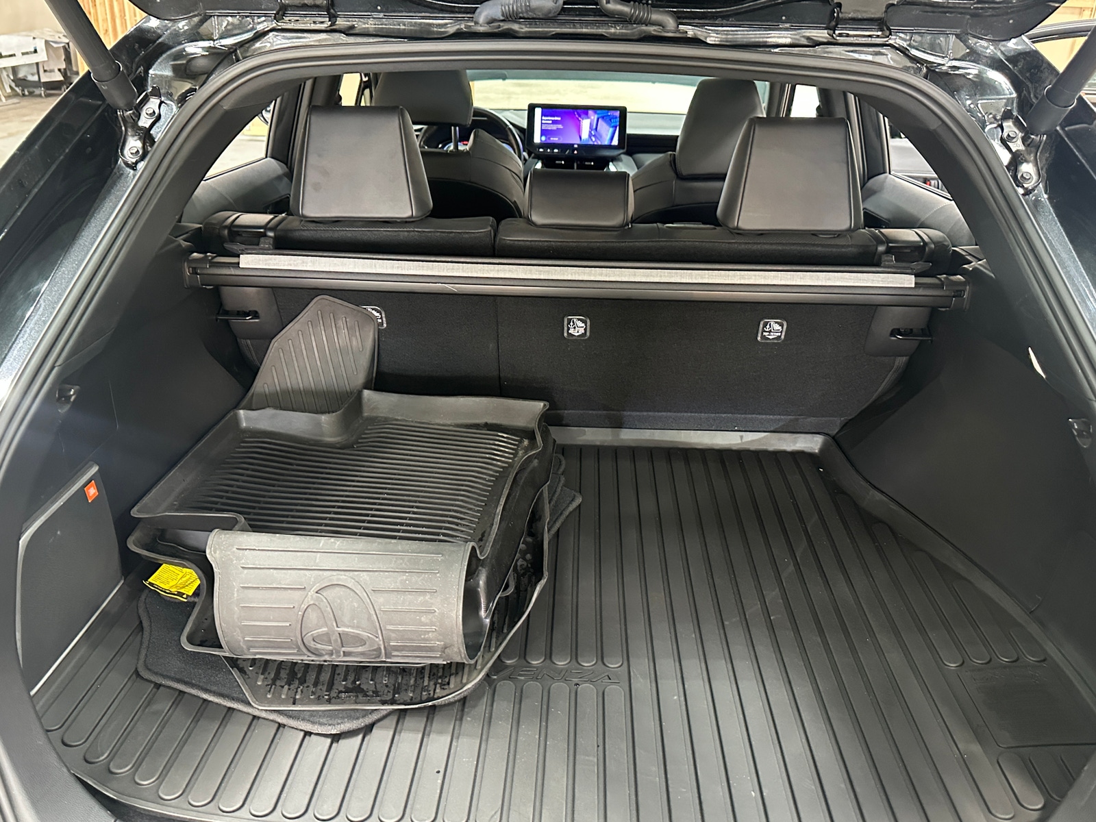 Thumbnail: 2024 Toyota Venza - 6