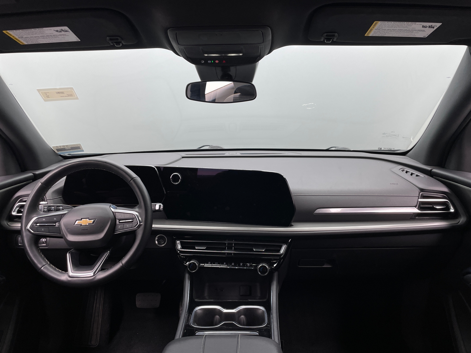 Thumbnail: 2024 Chevrolet Traverse - 3