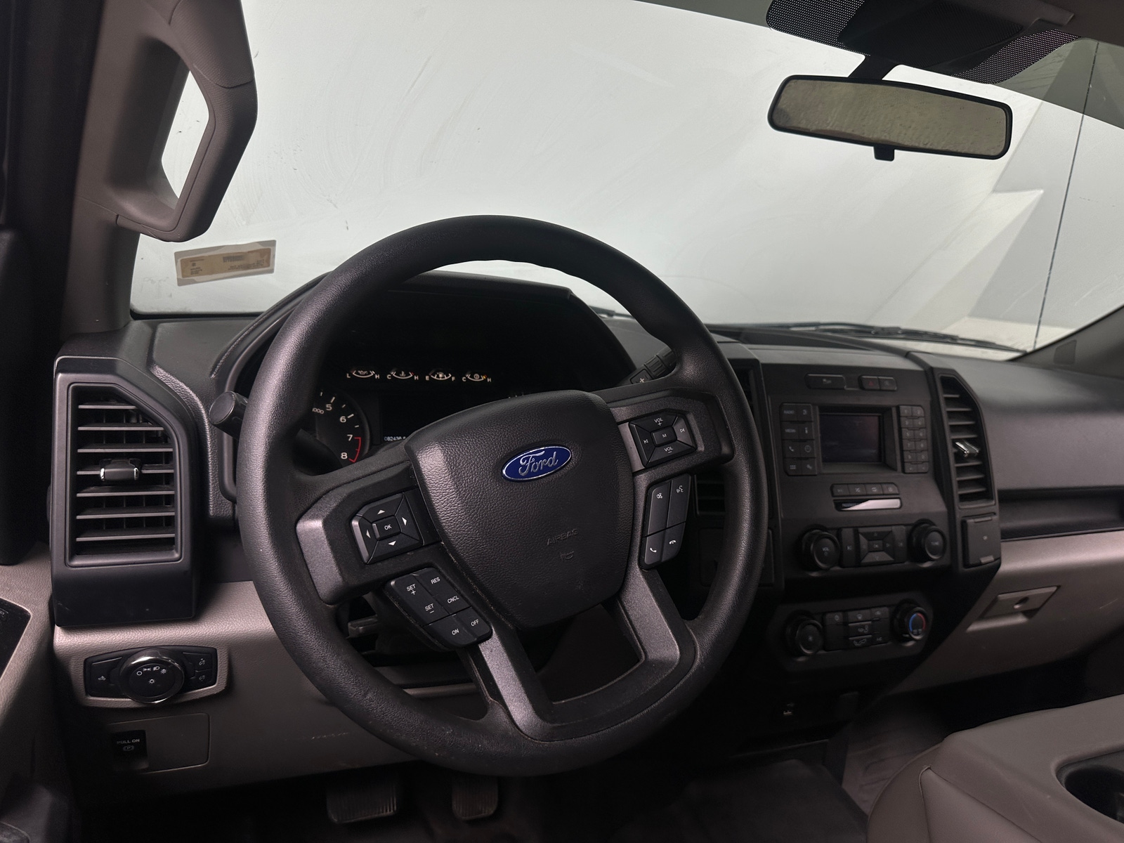 Thumbnail: 2019 Ford Econoline - 5