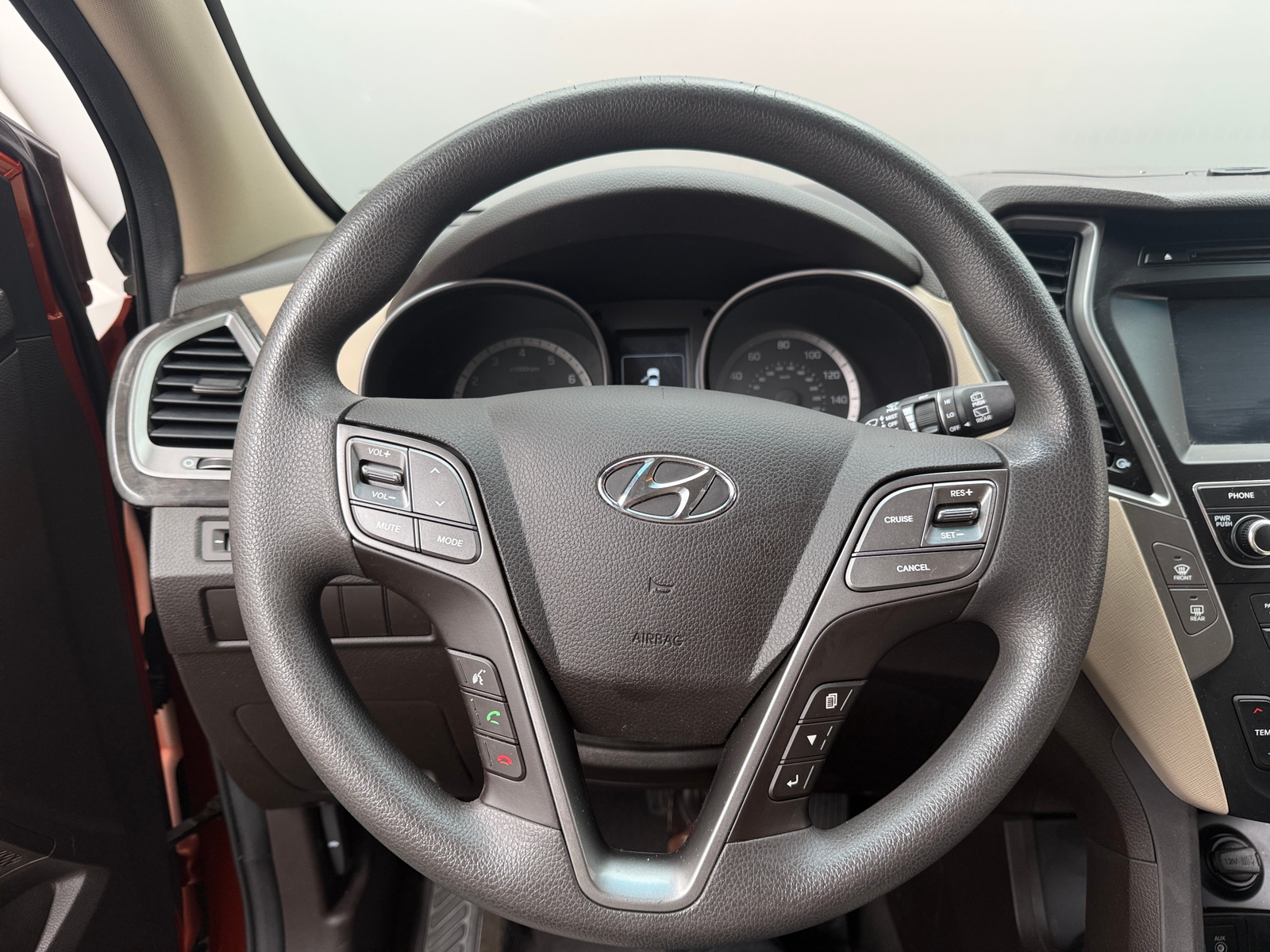 Thumbnail: 2017 Hyundai Santa Fe - 5