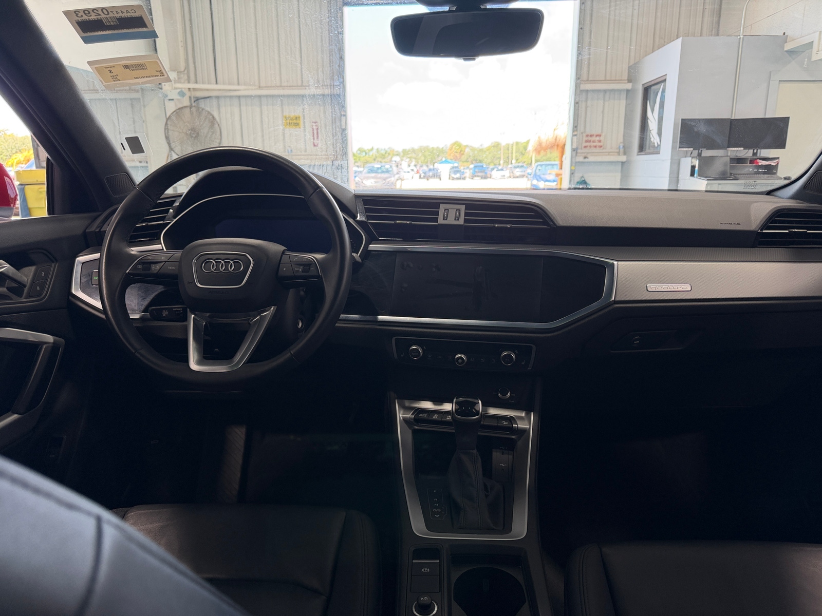 Thumbnail: 2025 Audi Q3 - 2