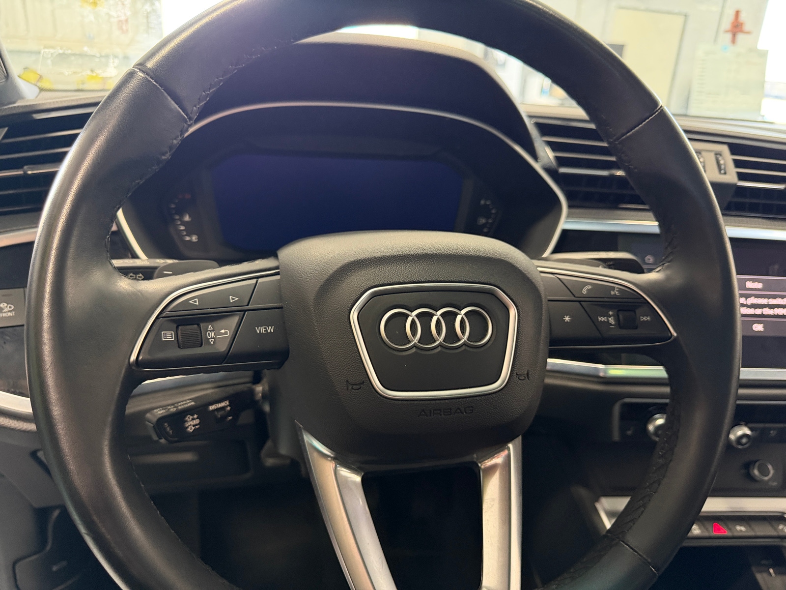 Thumbnail: 2025 Audi Q3 - 4