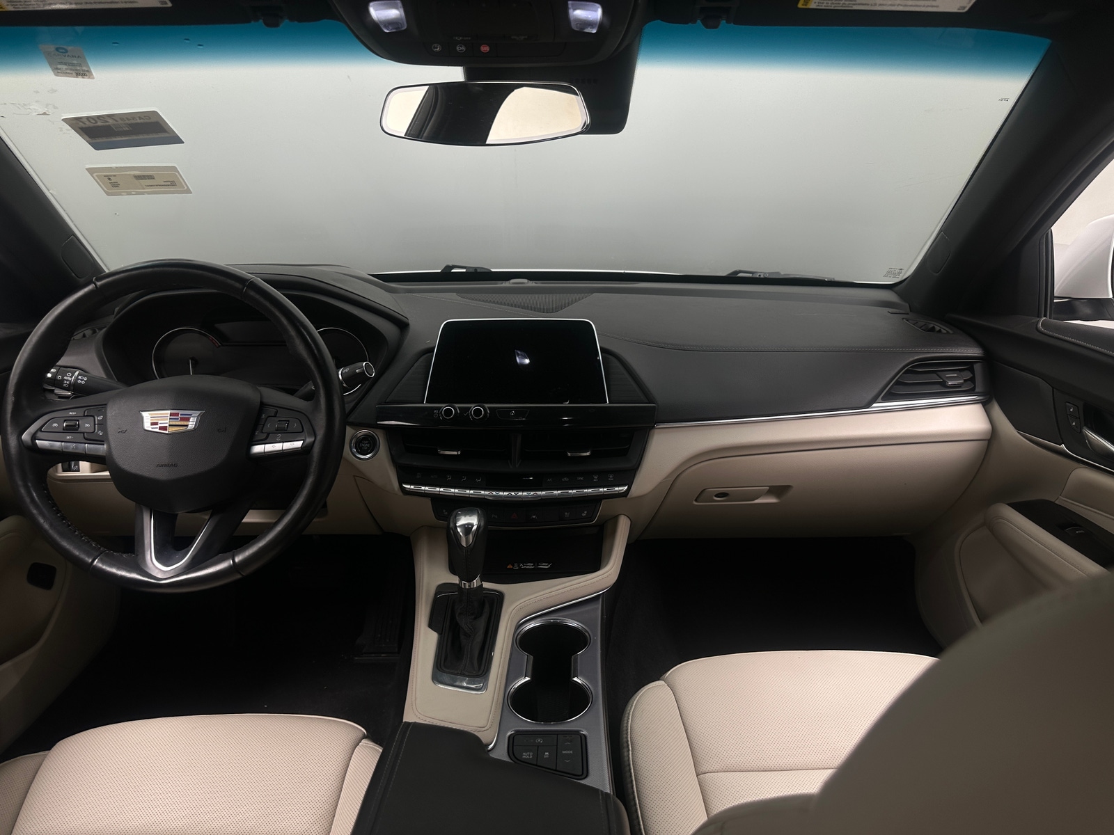 Thumbnail: 2023 Cadillac CT4 - 2