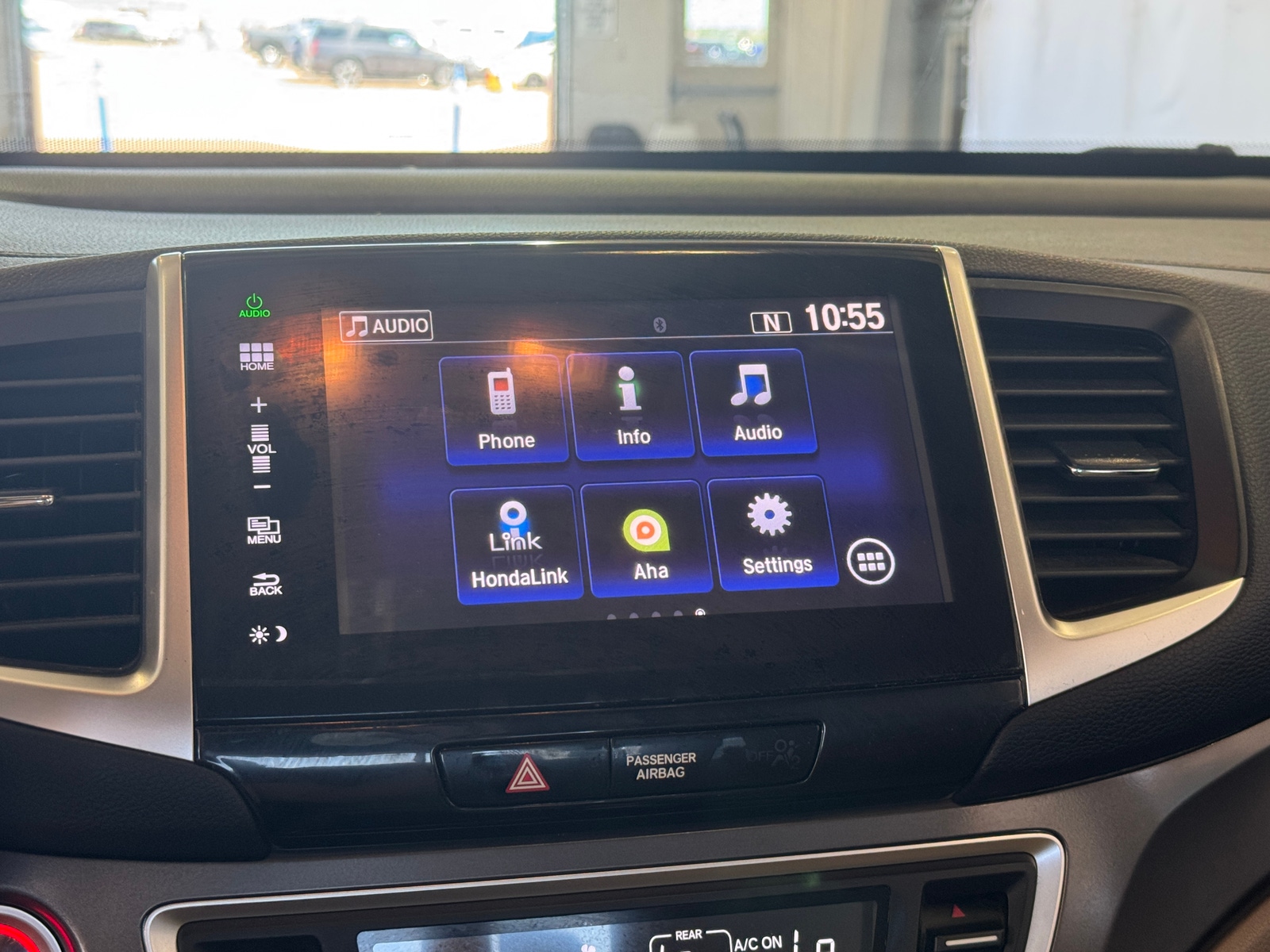 Thumbnail: 2016 Honda Pilot - 3