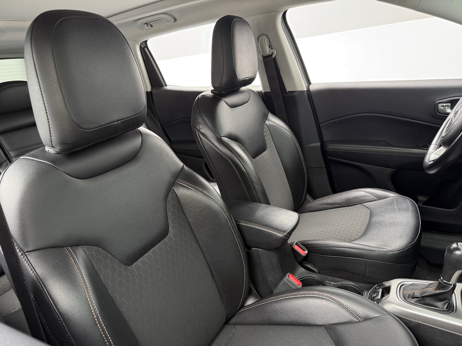 Thumbnail: 2018 Jeep Compass - 2