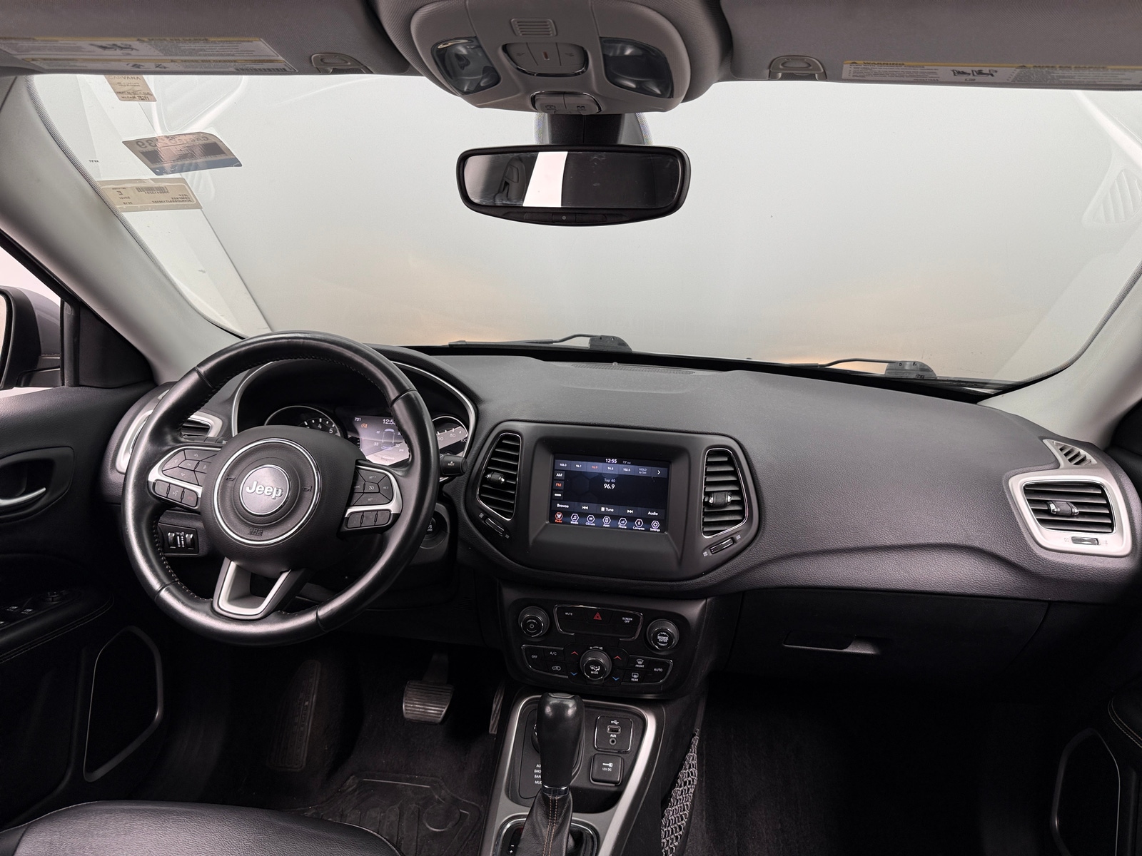 Thumbnail: 2018 Jeep Compass - 3