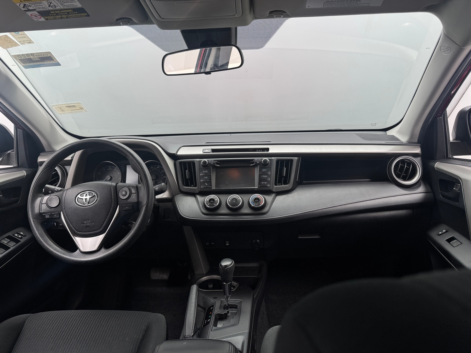 Thumbnail: 2018 Toyota RAV4 - 3