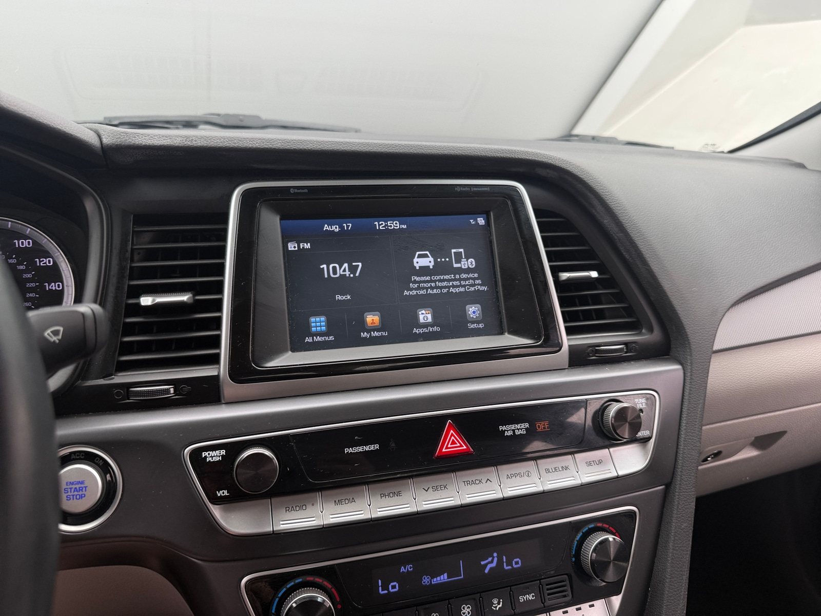 Thumbnail: 2019 Hyundai Sonata - 4