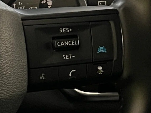 2025 Nissan Rogue SV - Photo 12
