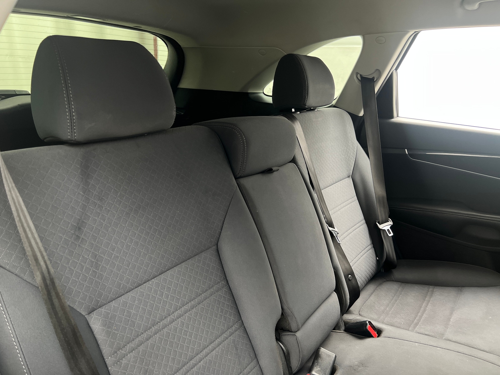 Thumbnail: 2017 Kia Sorento - 6