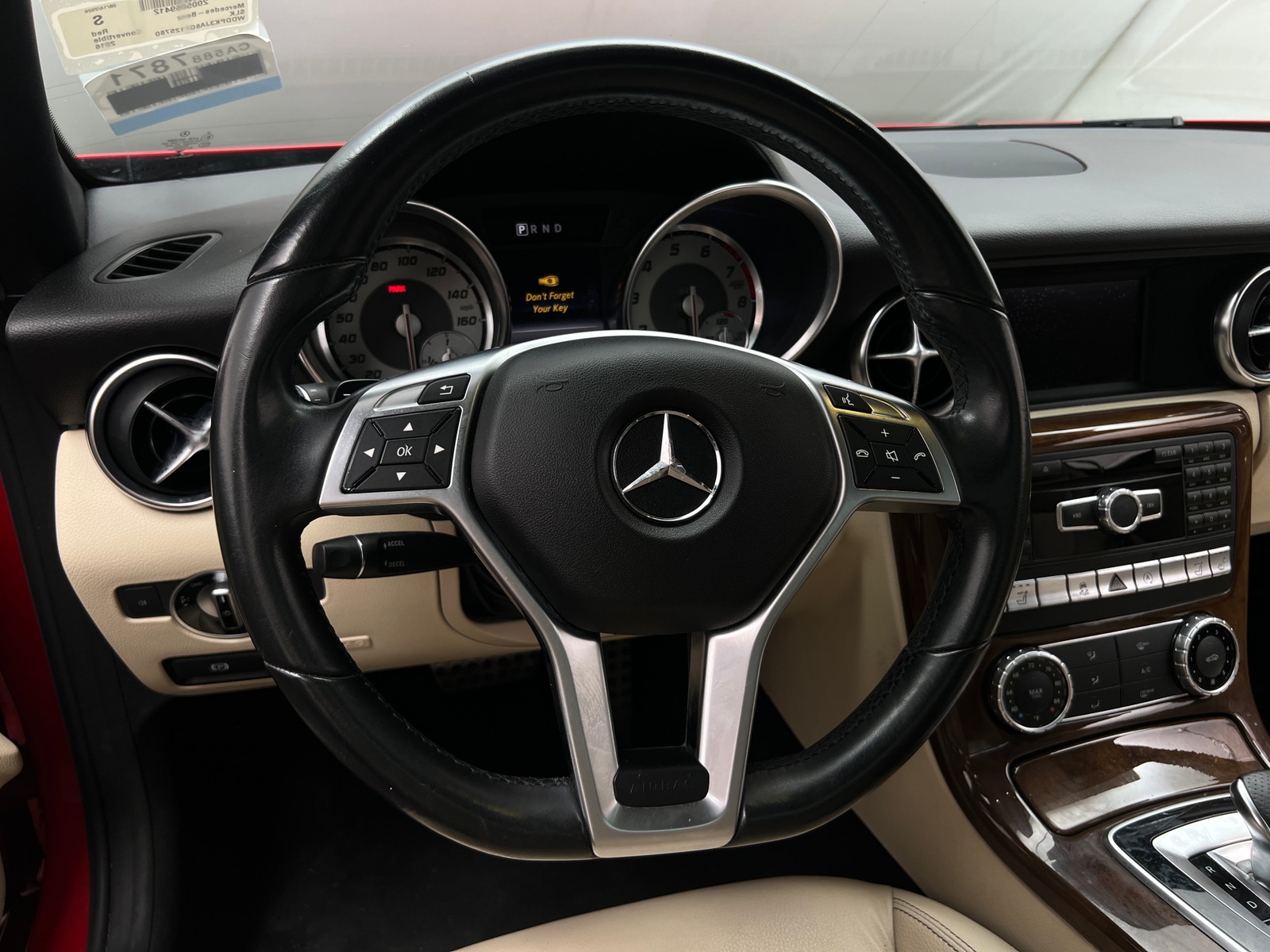Thumbnail: 2016 Mercedes-Benz SLK - 4