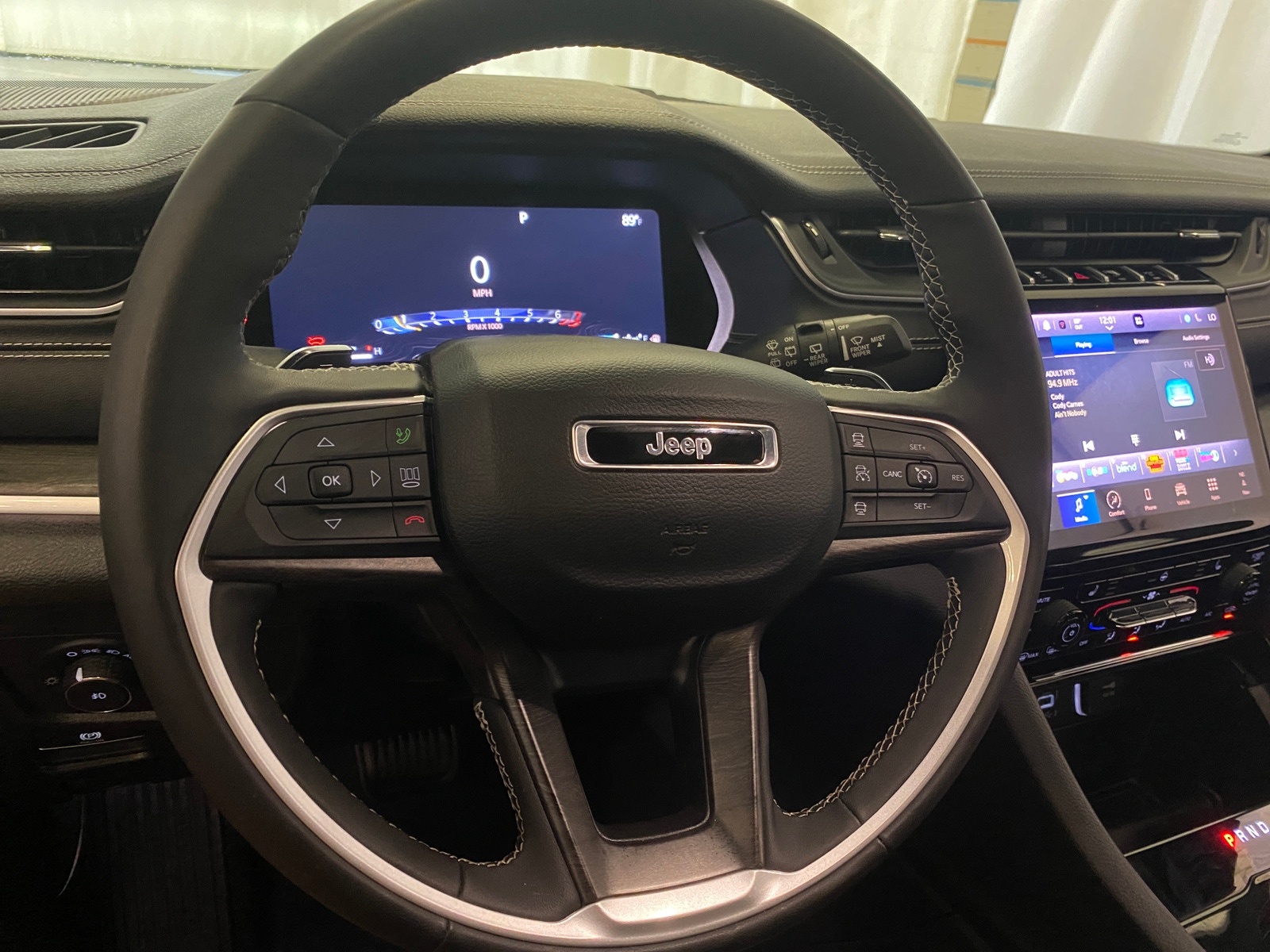 Thumbnail: 2024 Jeep Grand Cherokee - 4