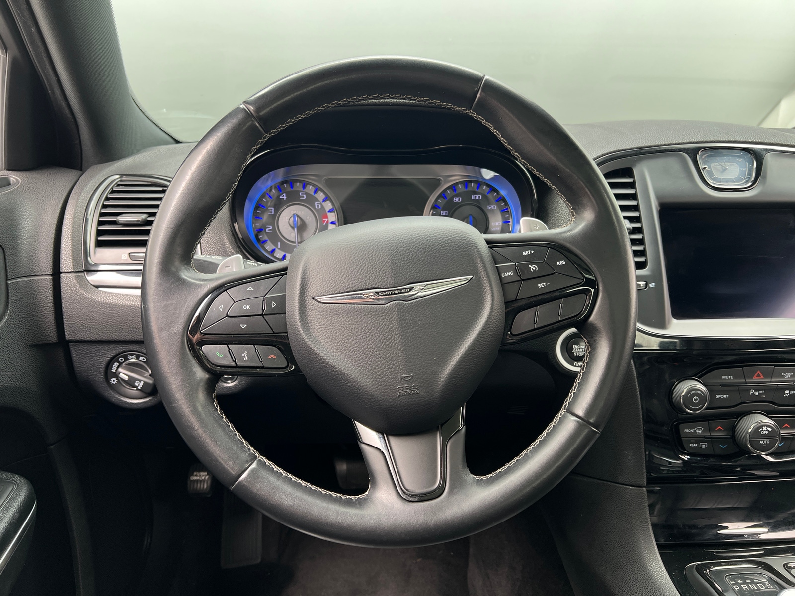 Thumbnail: 2017 Chrysler 300 - 4