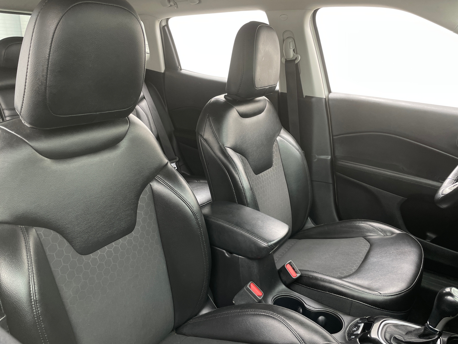 Thumbnail: 2018 Jeep Compass - 2