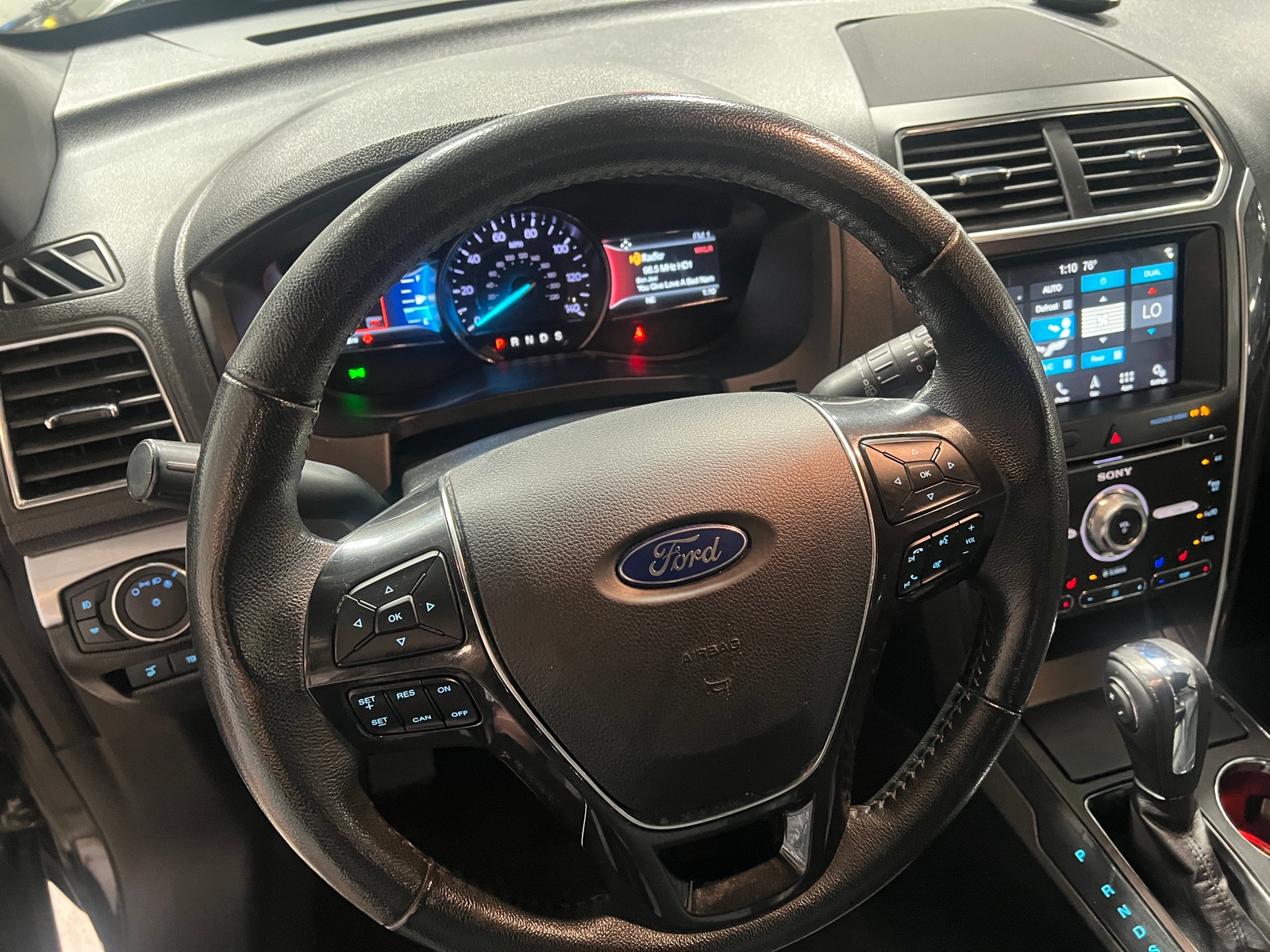 Thumbnail: 2018 Ford Explorer - 4
