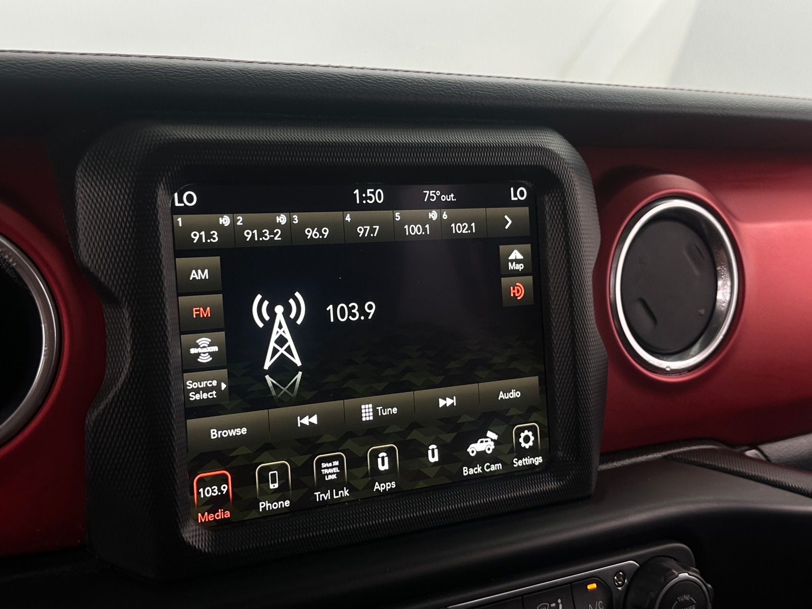 Thumbnail: 2018 Jeep Wrangler - 3