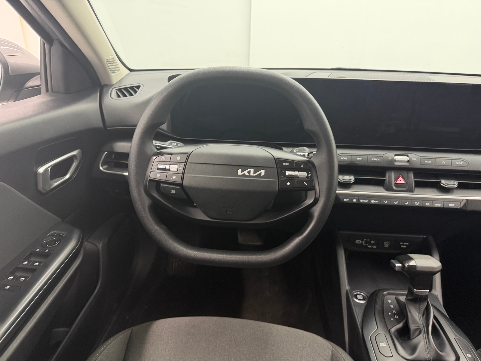 Thumbnail: 2025 Kia K4 - 5