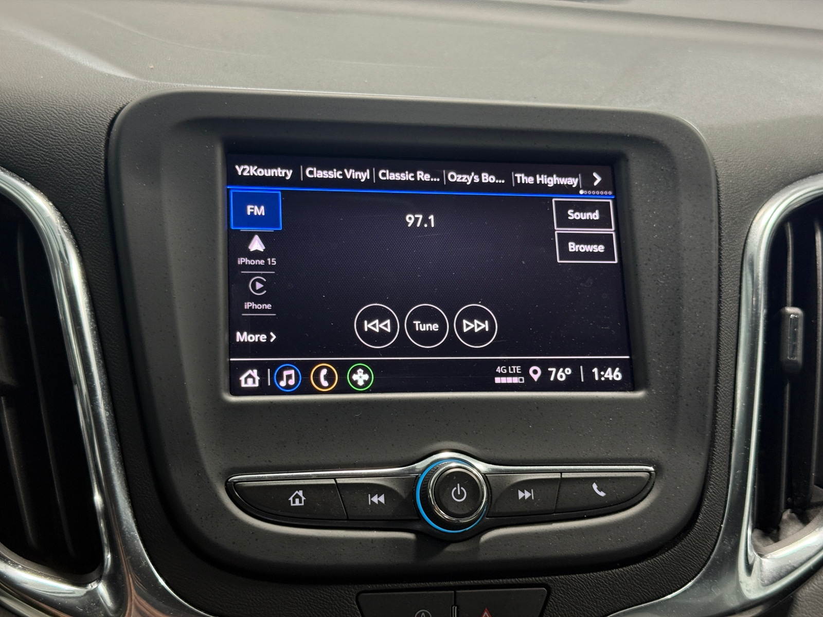 Thumbnail: 2024 Chevrolet Equinox - 4