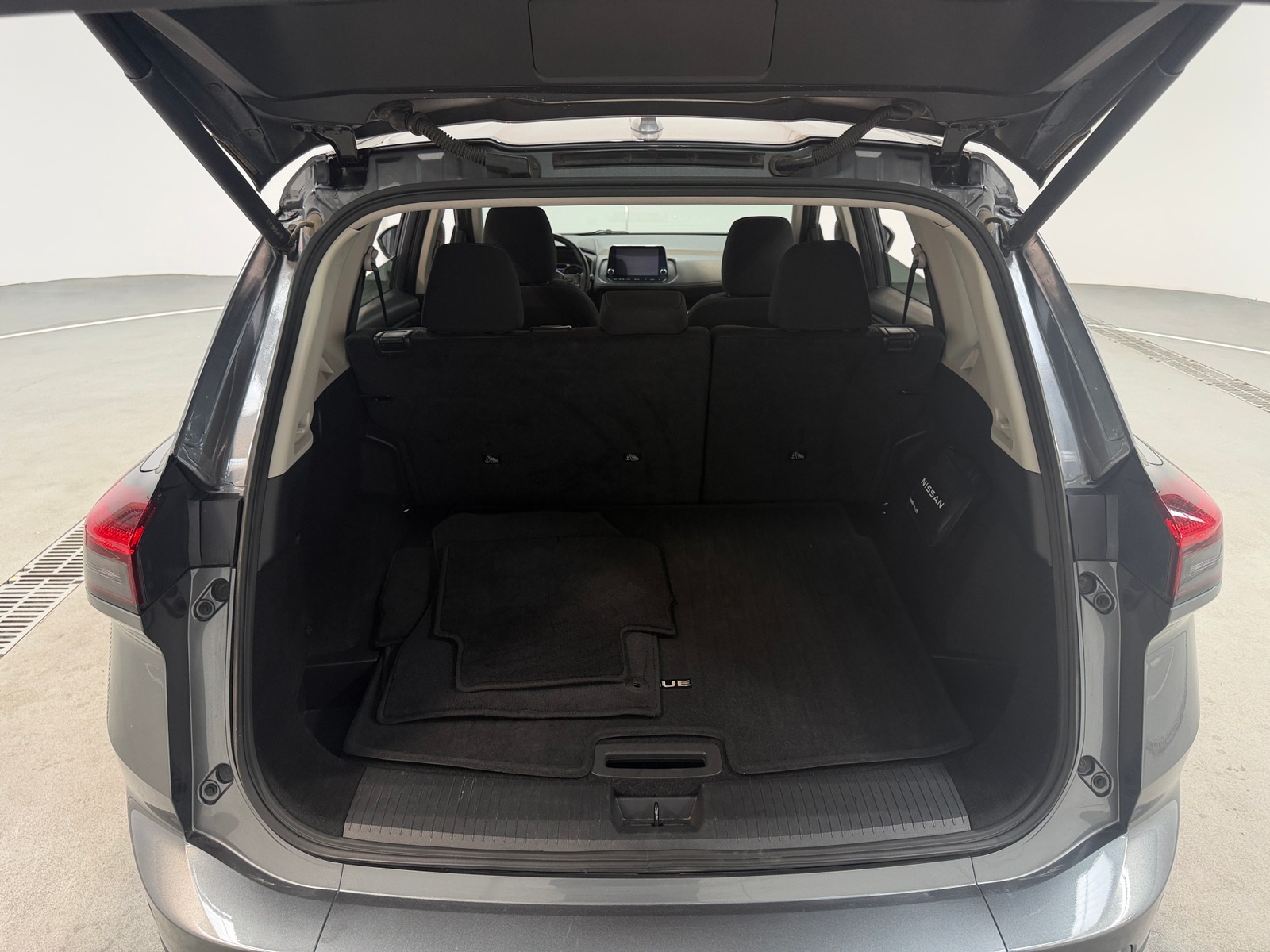 Thumbnail: 2025 Nissan Rogue - 7