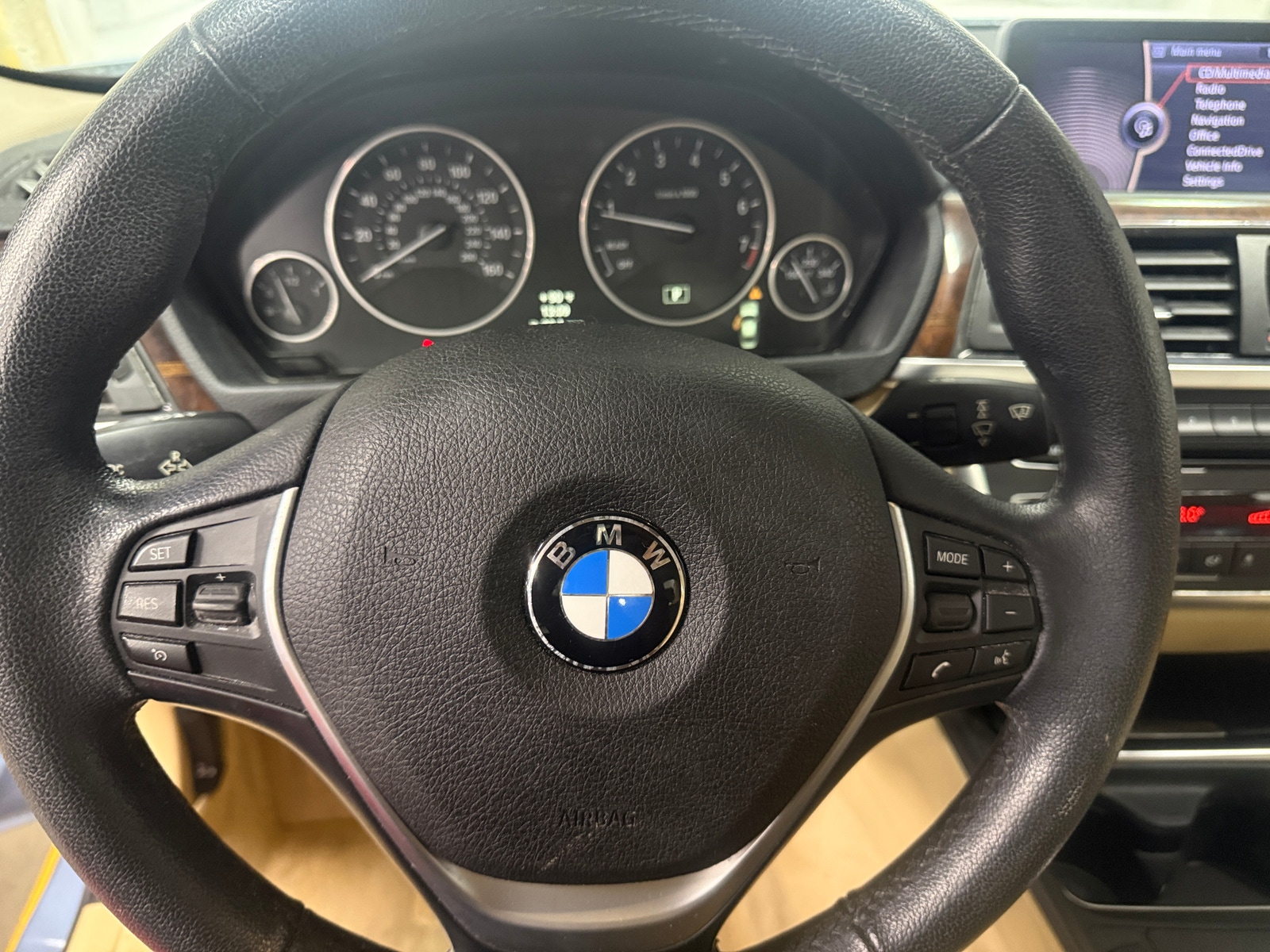 Thumbnail: 2013 BMW 3 Series - 5