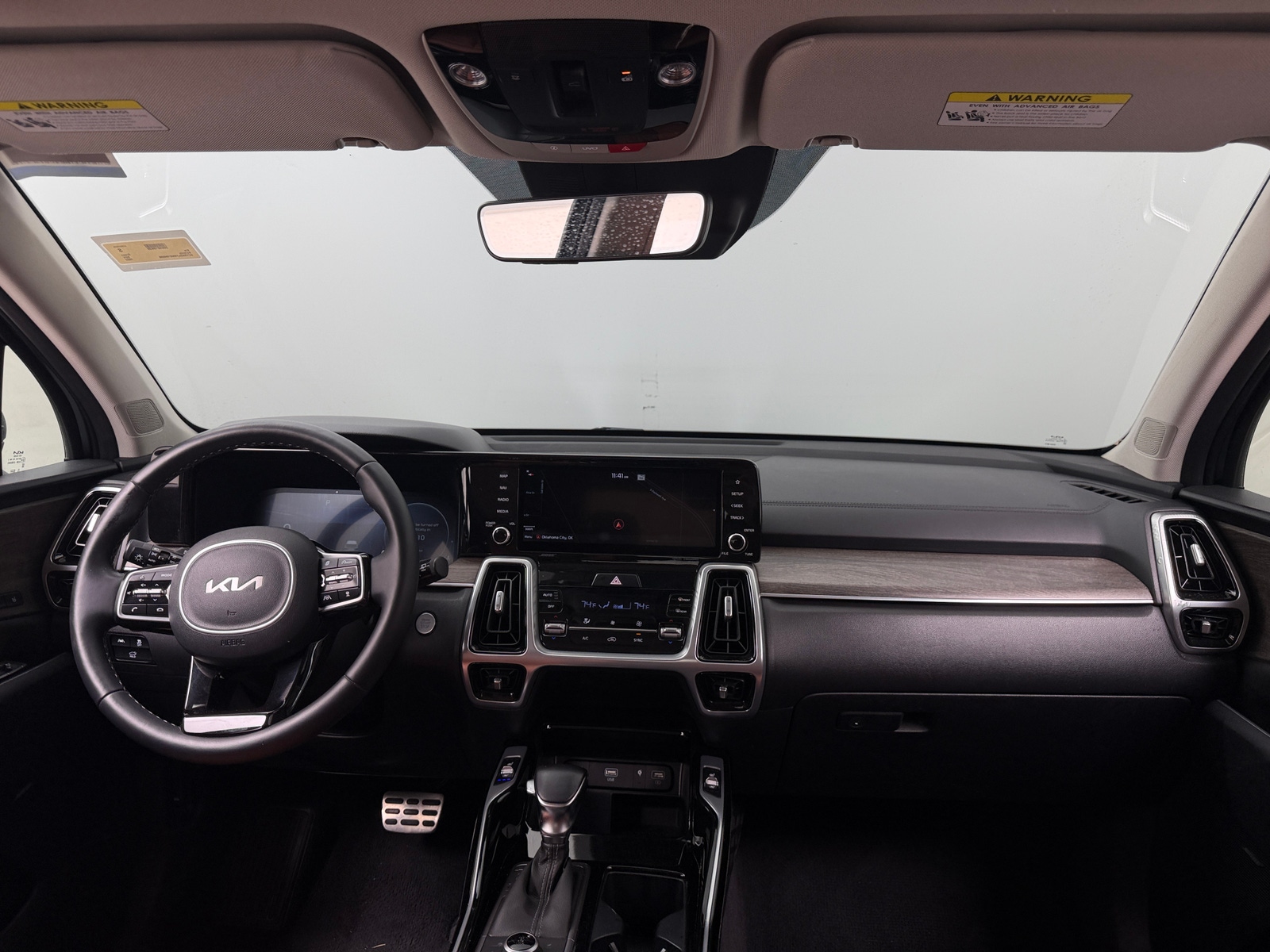 Thumbnail: 2022 Kia Sorento - 2