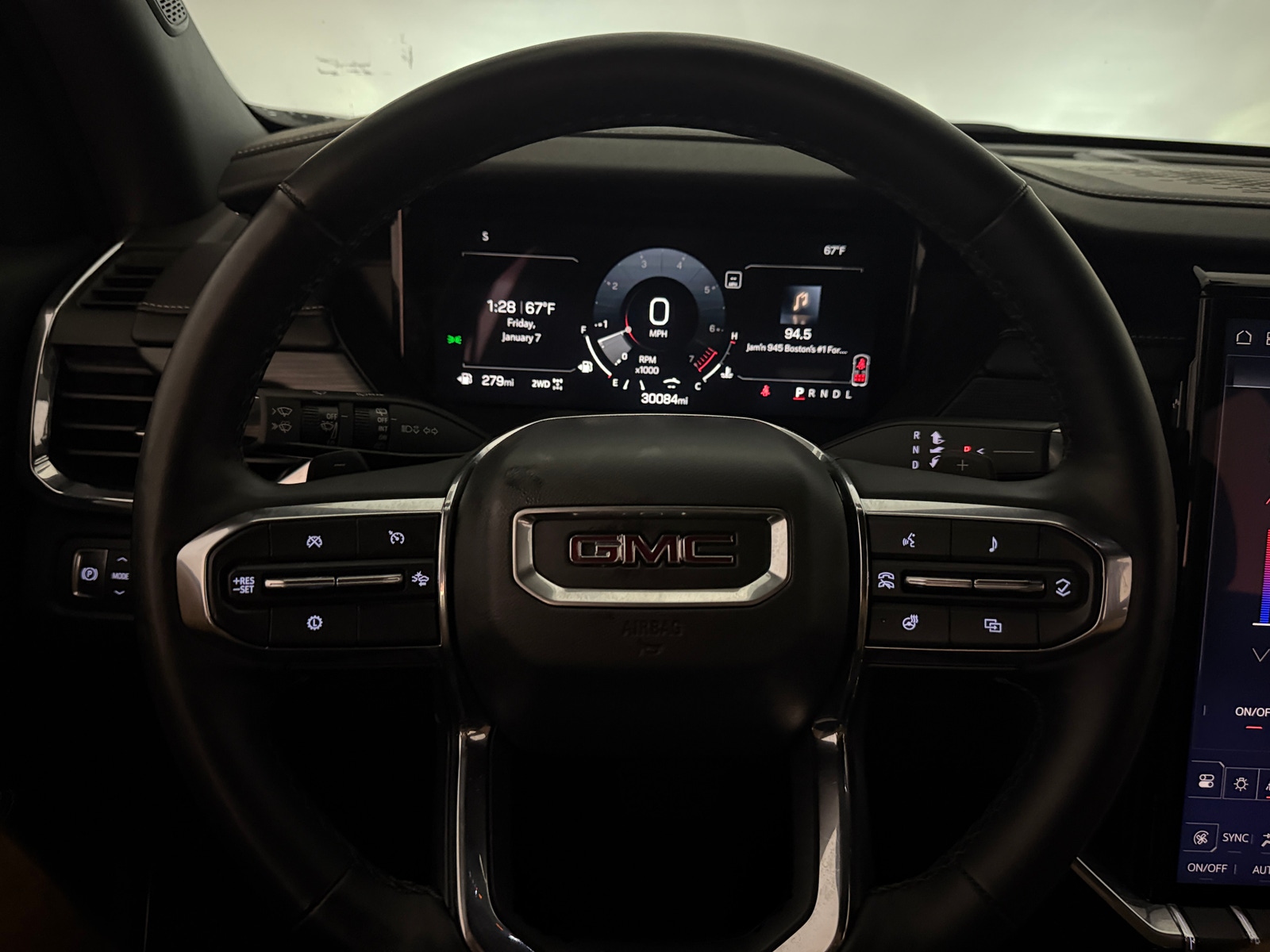 Thumbnail: 2025 GMC Acadia - 5