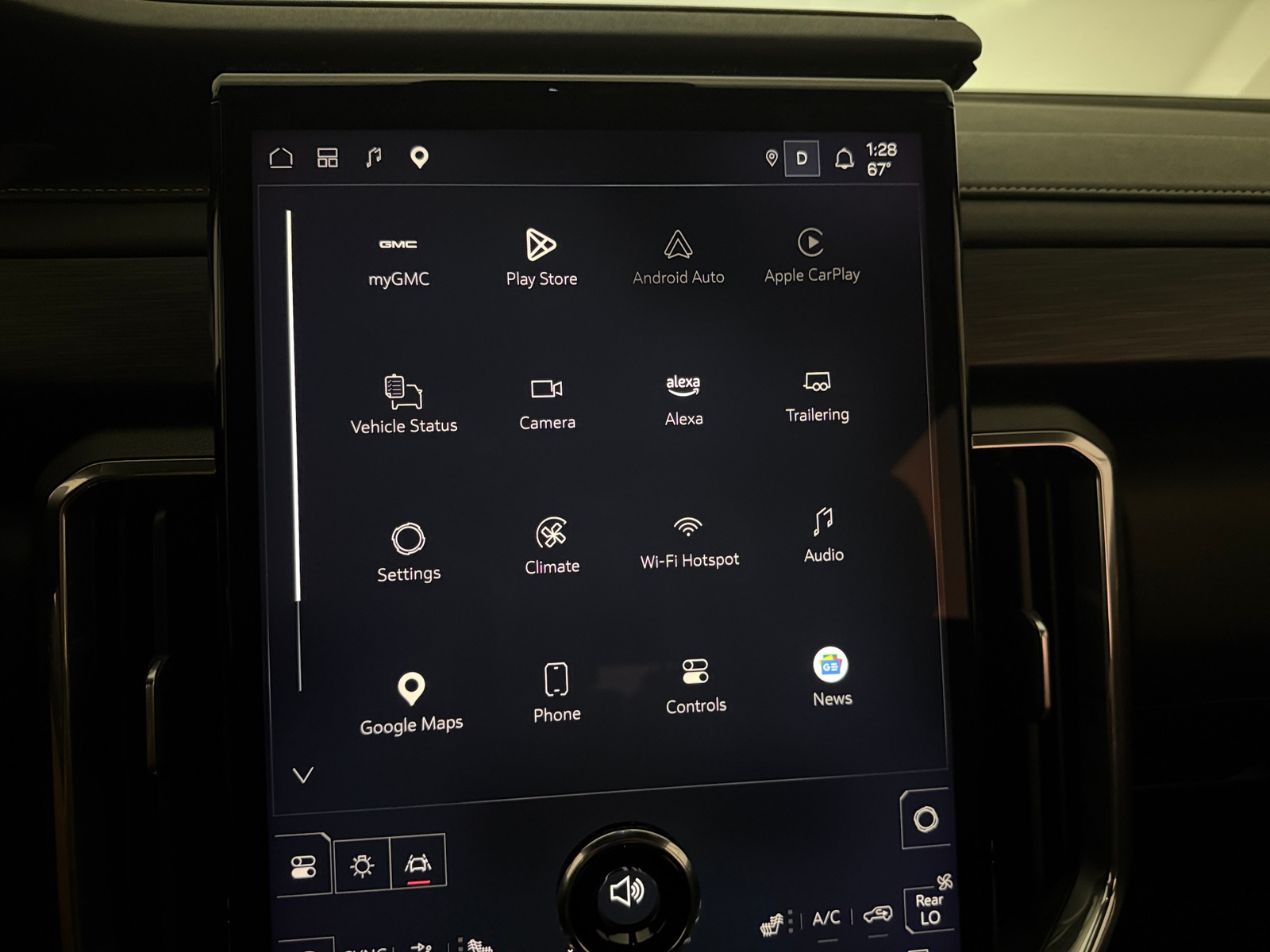 Thumbnail: 2025 GMC Acadia - 4