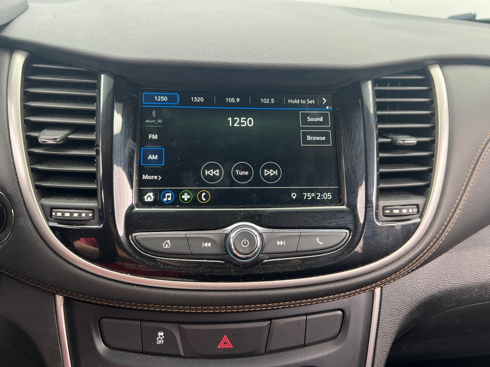 Thumbnail: 2019 Chevrolet Trax - 3