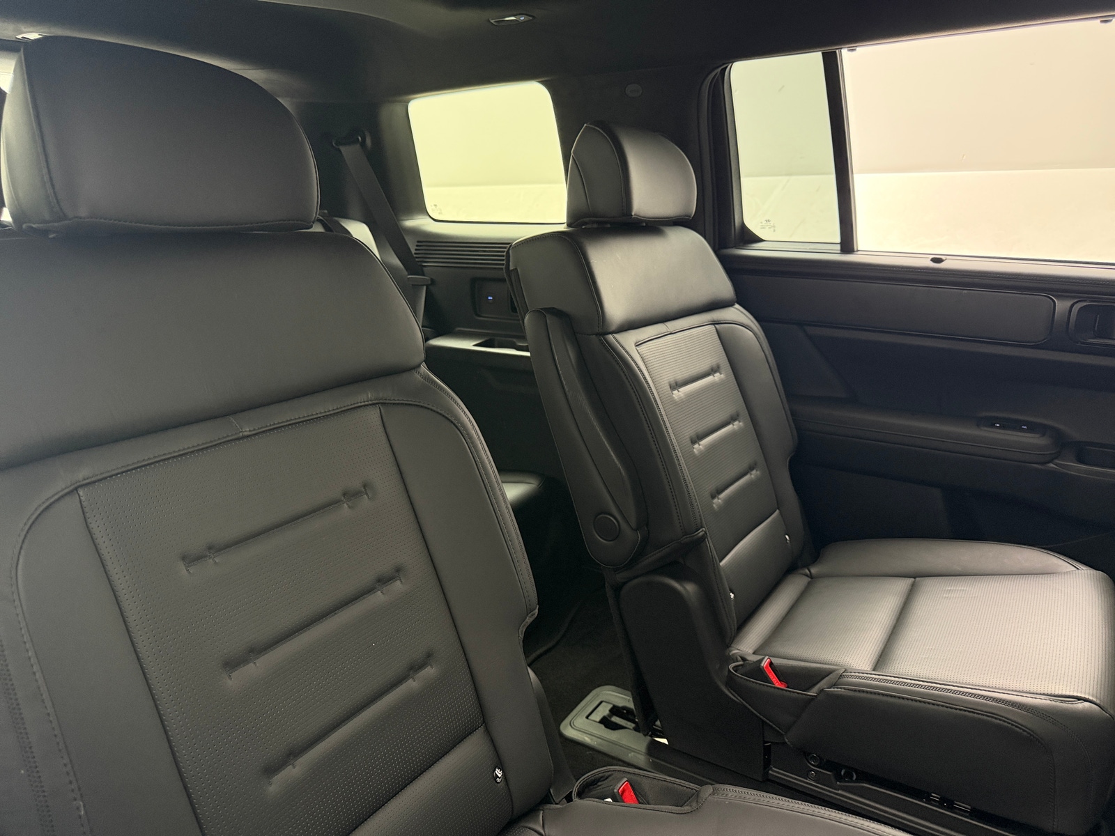 Thumbnail: 2025 Hyundai Santa Fe - 5