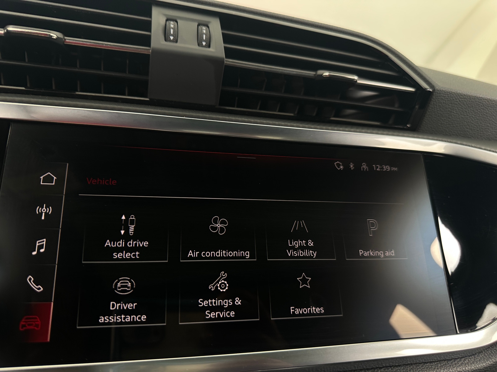 Thumbnail: 2025 Audi Q3 - 4