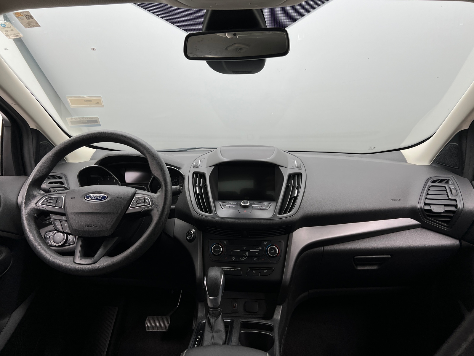 Thumbnail: 2019 Ford Escape - 3