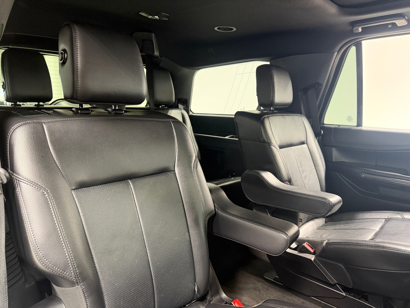 Thumbnail: 2020 Ford Expedition - 5