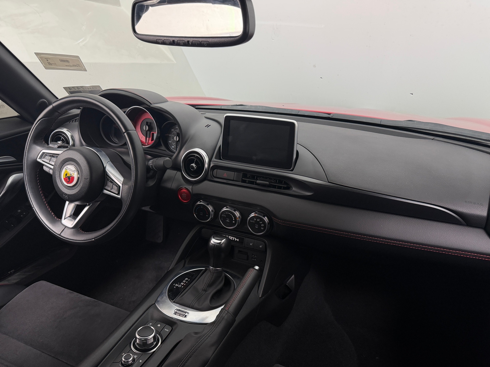 Thumbnail: 2018 Fiat 124 Spider - 2