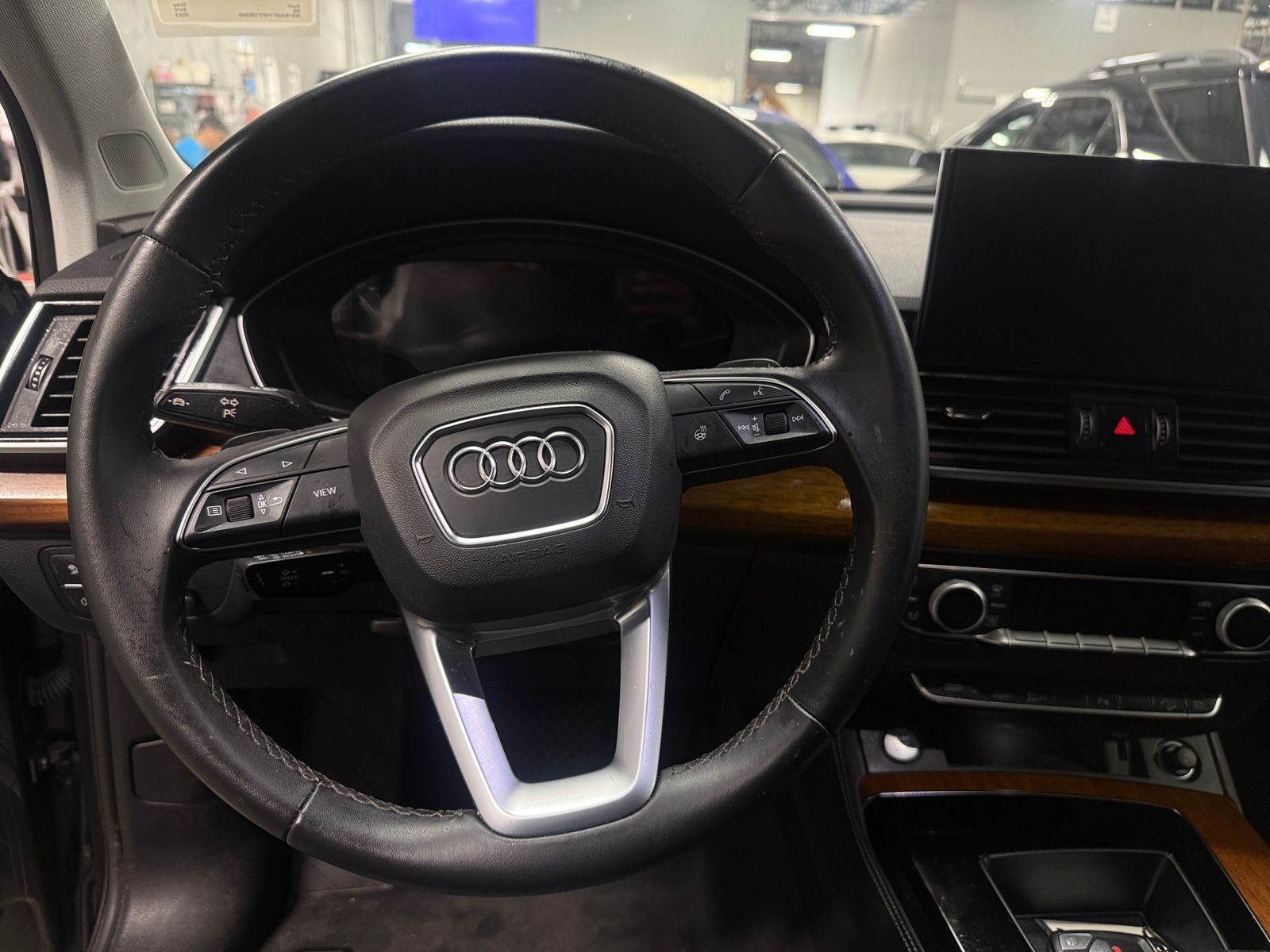 Thumbnail: 2023 Audi Q5 - 5