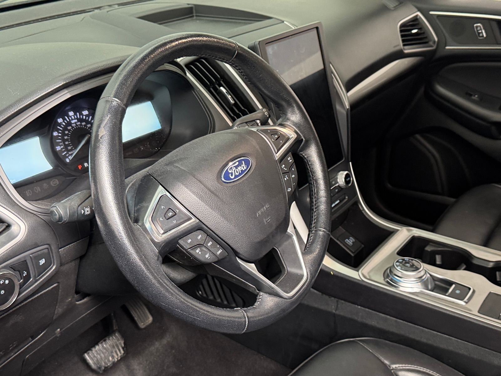 Thumbnail: 2023 Ford Edge - 4