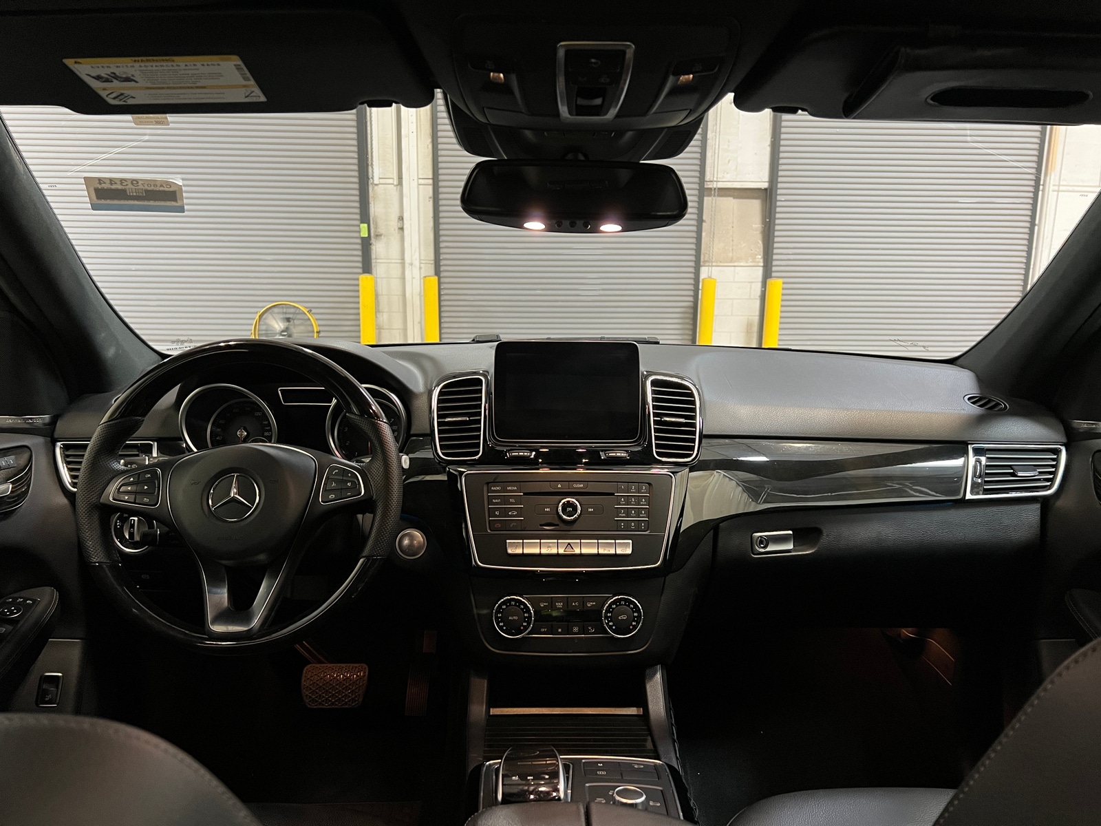 Thumbnail: 2018 Mercedes-Benz GLE - 2