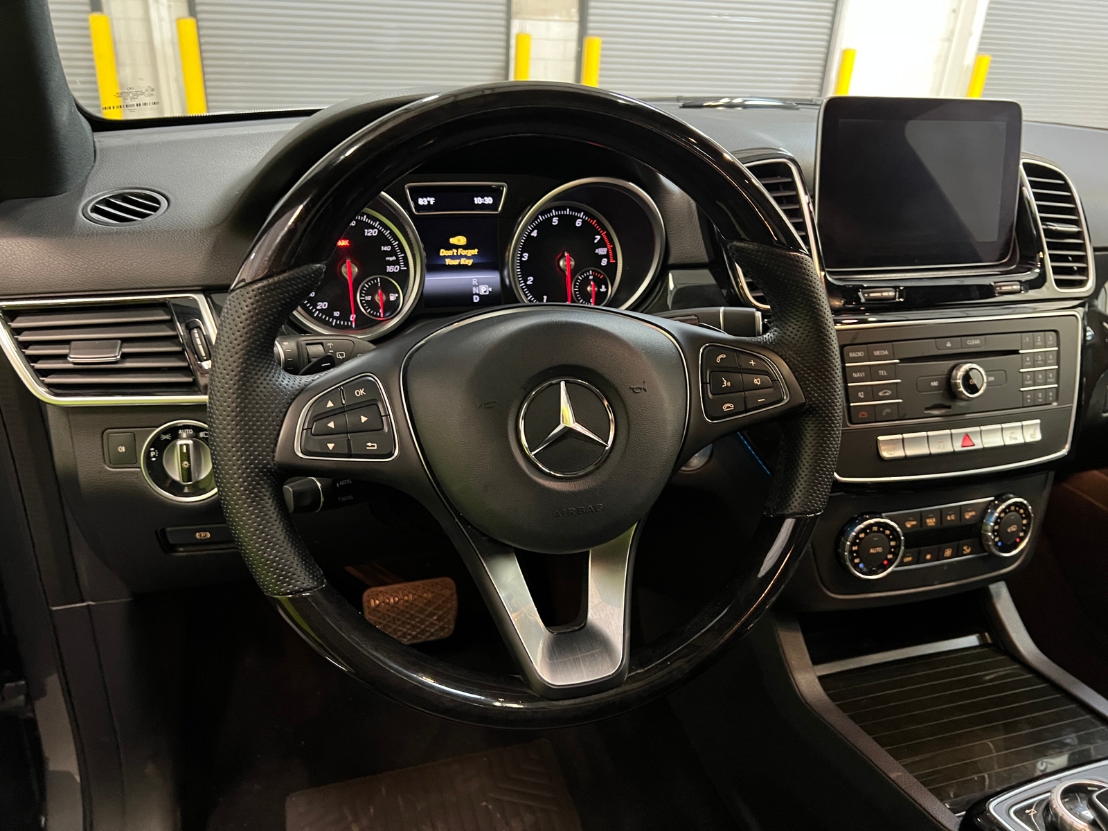 Thumbnail: 2018 Mercedes-Benz GLE - 4