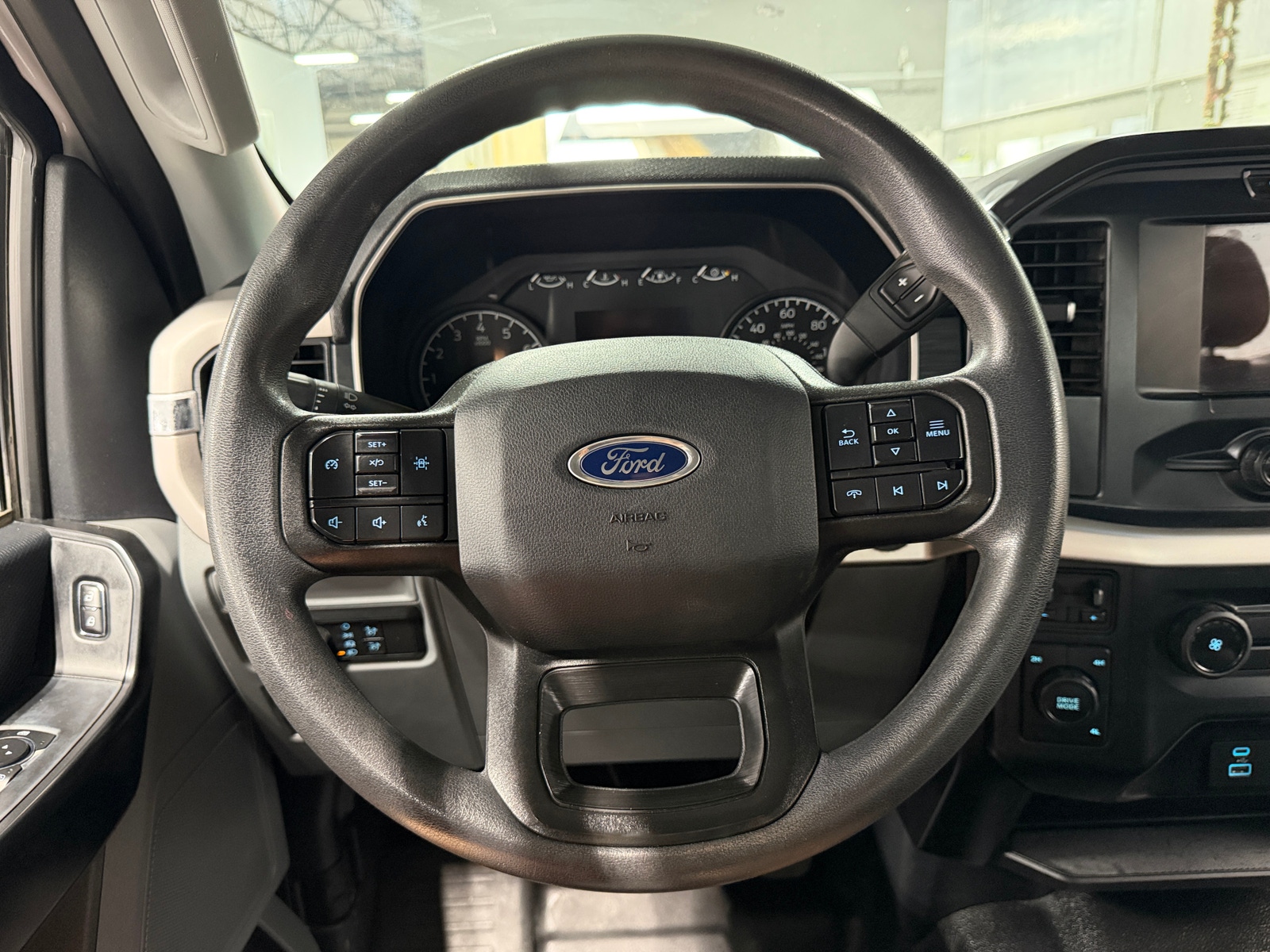 Thumbnail: 2021 Ford Econoline - 5