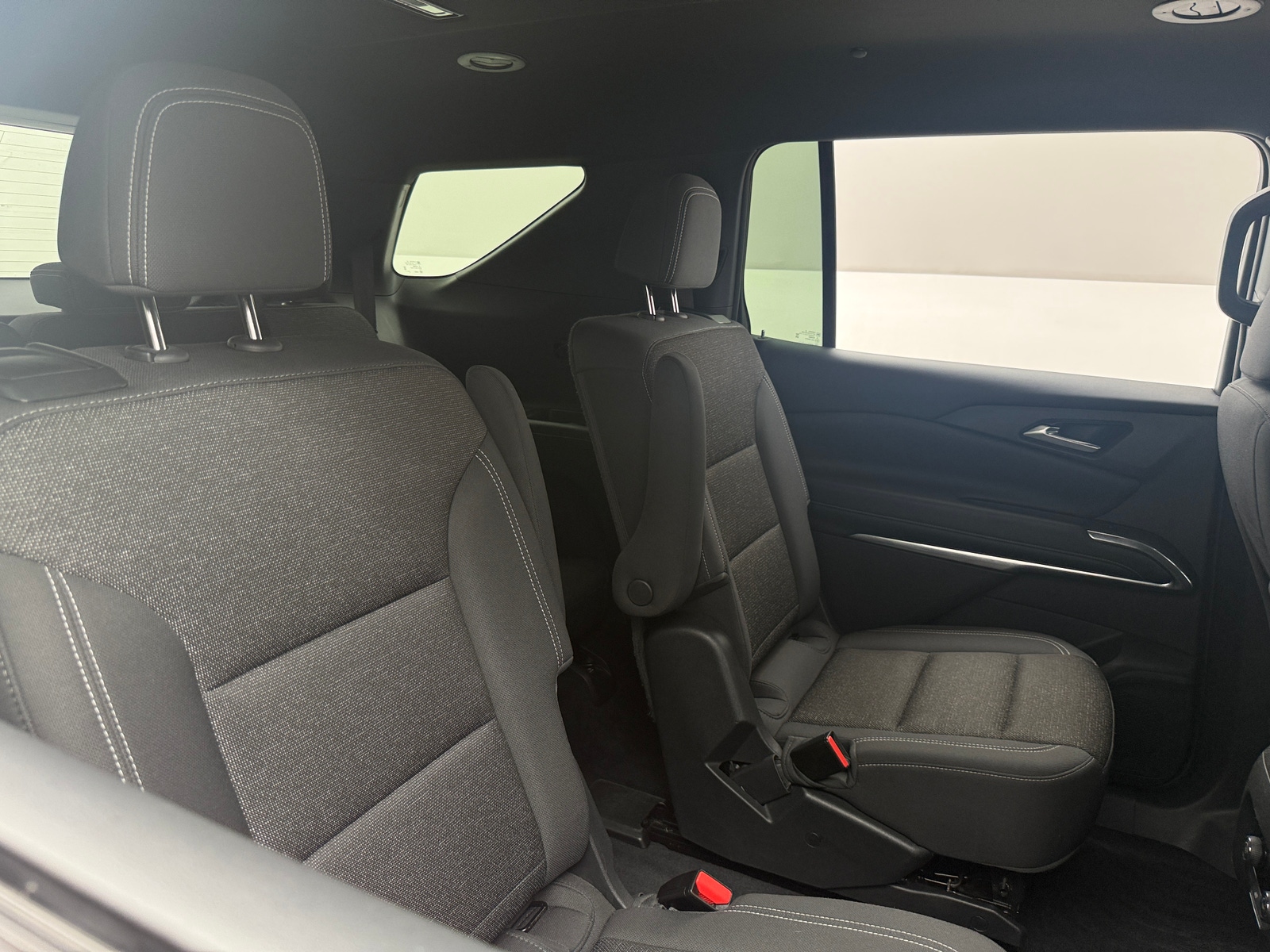 Thumbnail: 2025 Chevrolet Traverse - 6