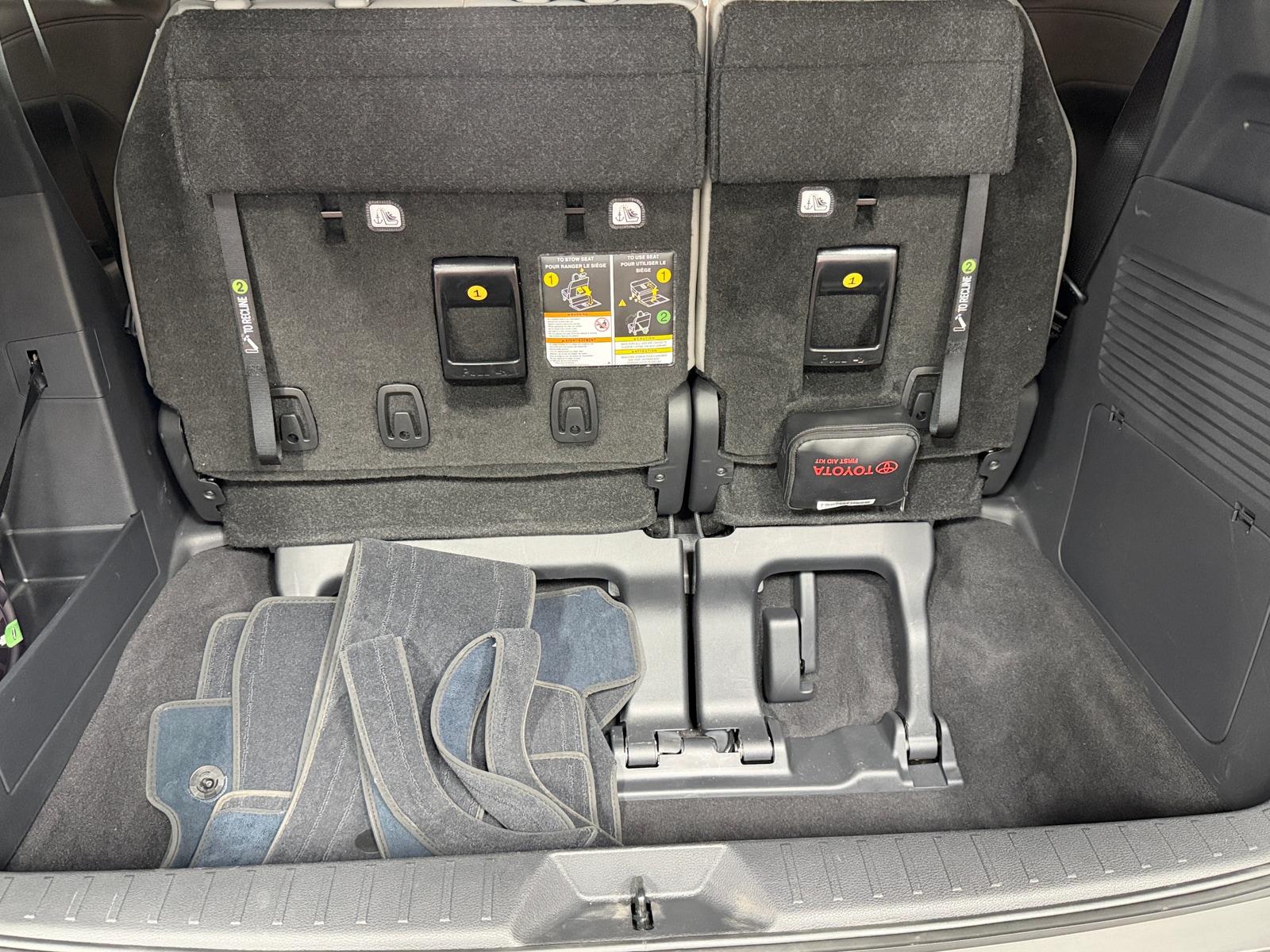 Thumbnail: 2026 Toyota Sienna - 6