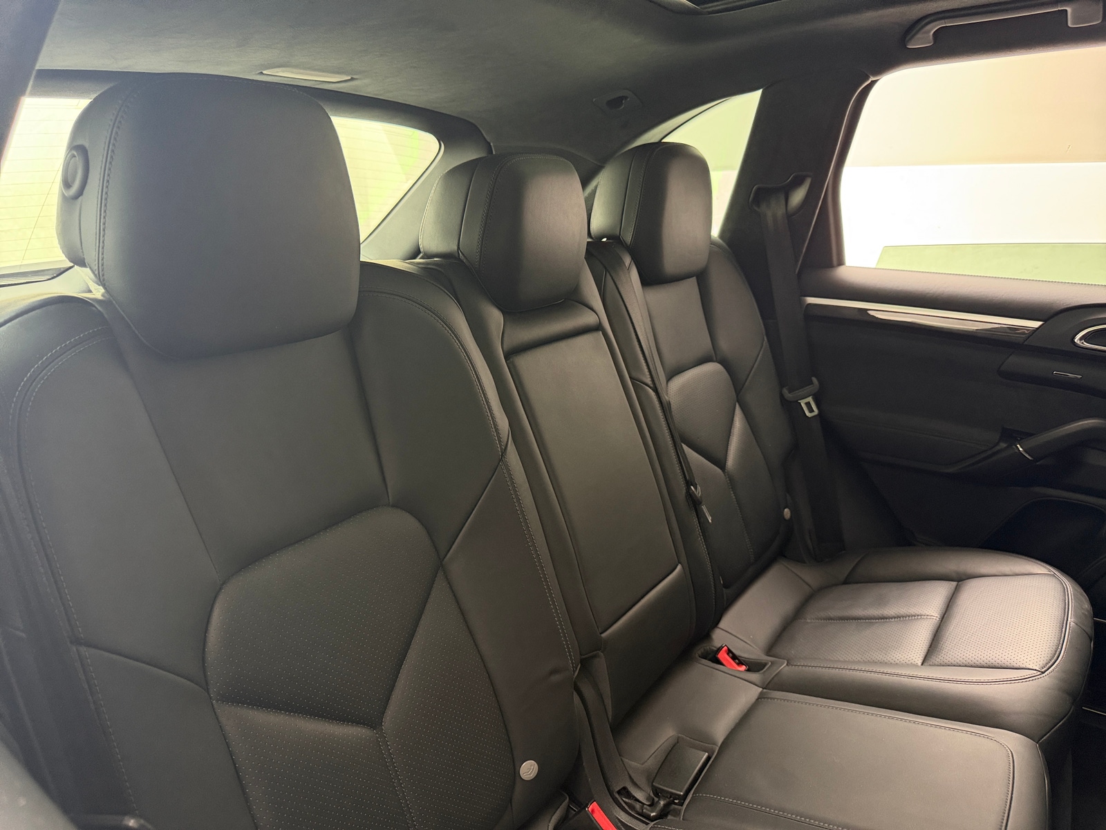 Thumbnail: 2014 Porsche Cayenne - 5