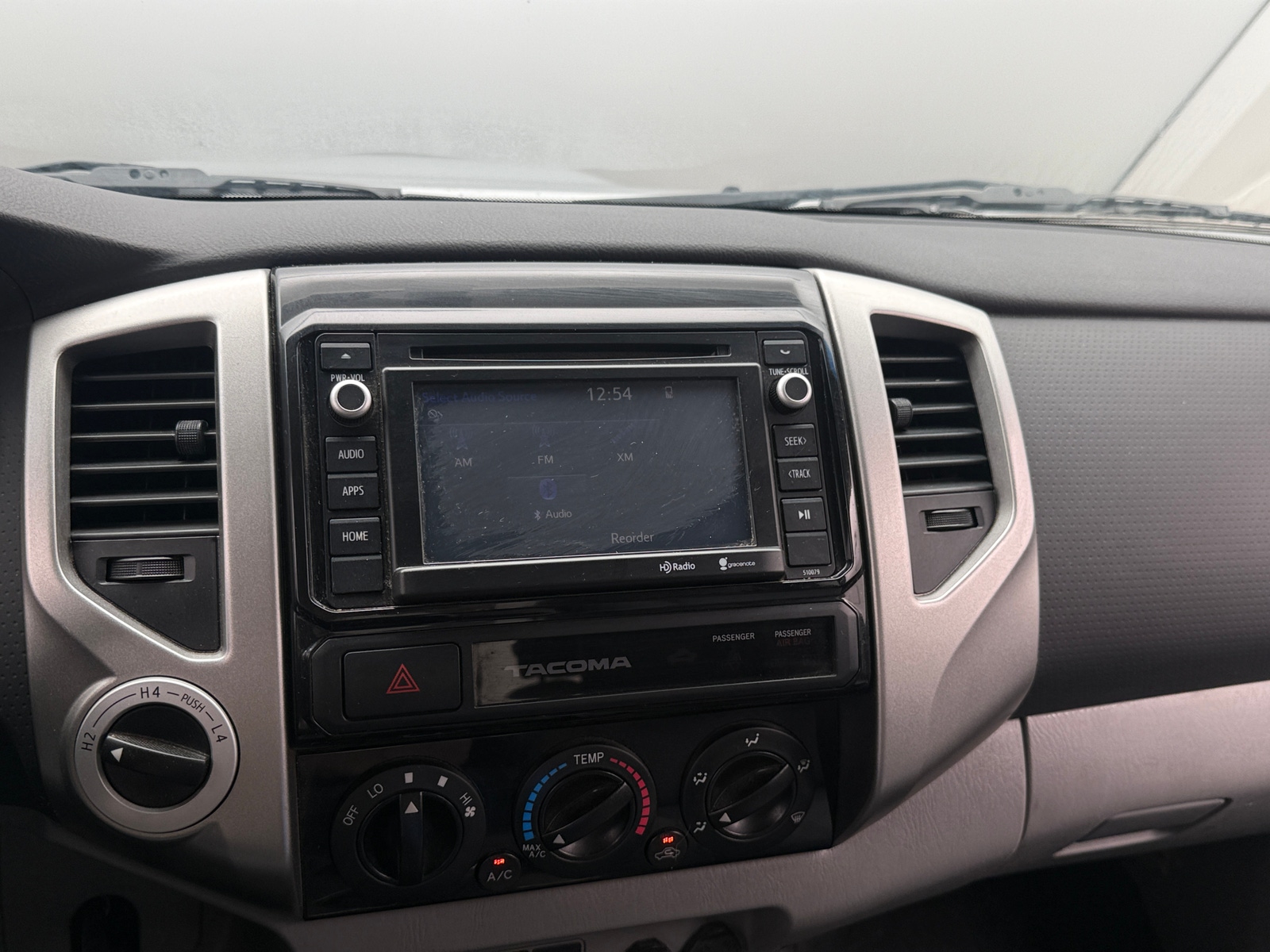 Thumbnail: 2015 Toyota Tacoma - 4