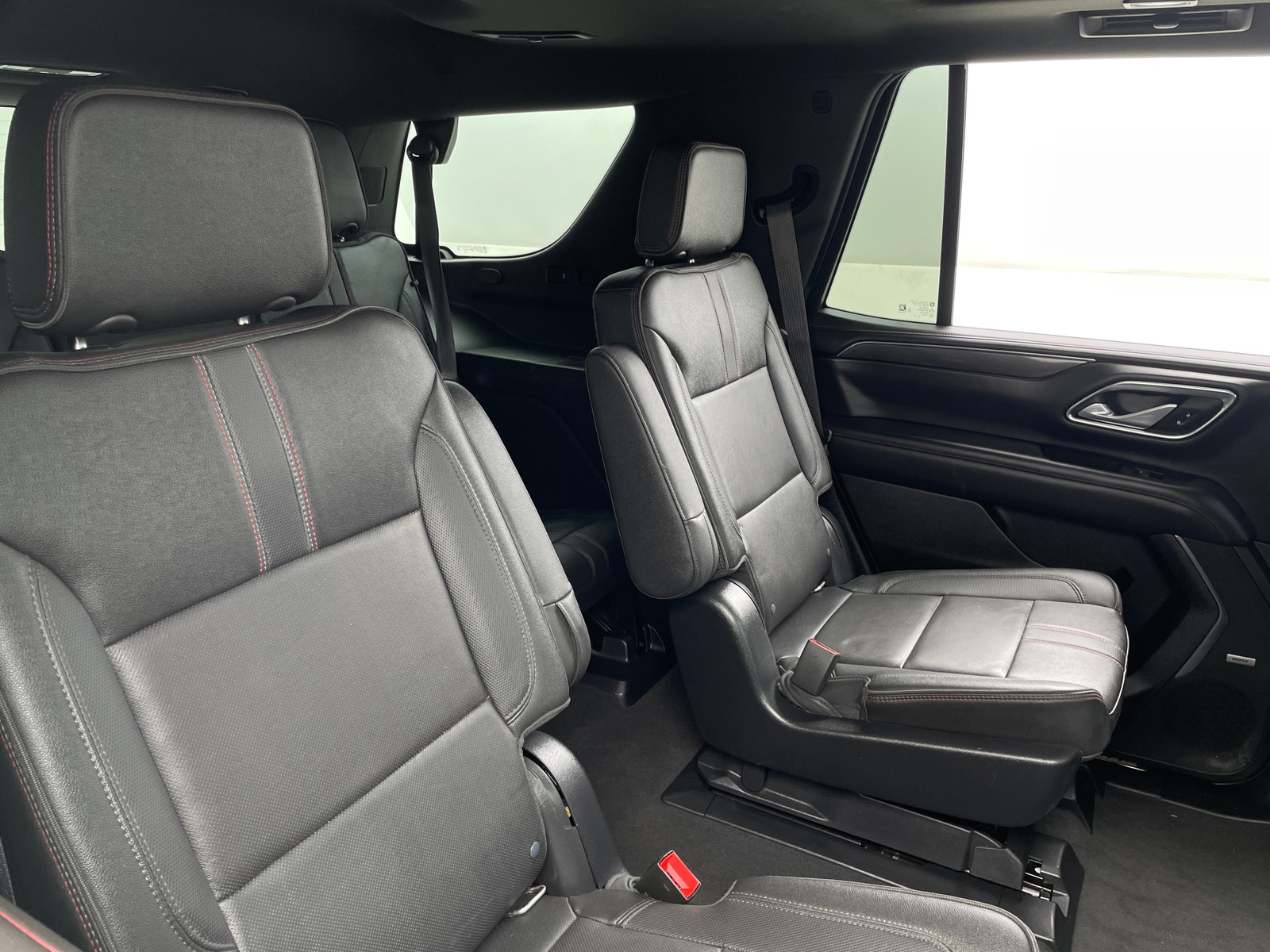 Thumbnail: 2022 Chevrolet Tahoe - 5