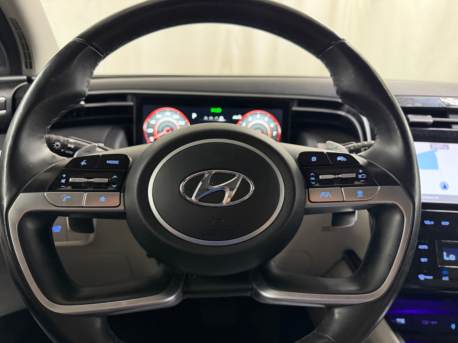 Thumbnail: 2022 Hyundai Tucson - 4